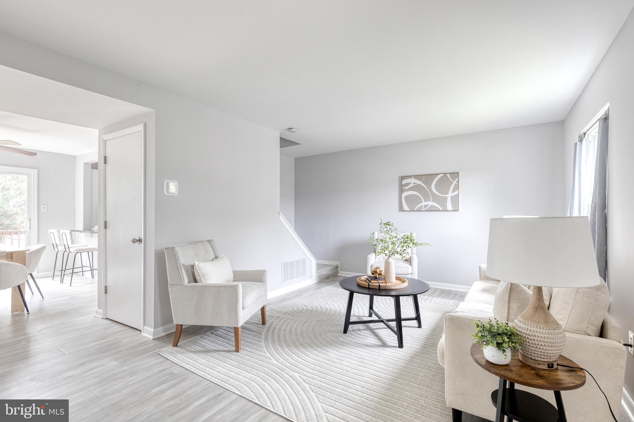 ELIZABETHS LANDING - Residential