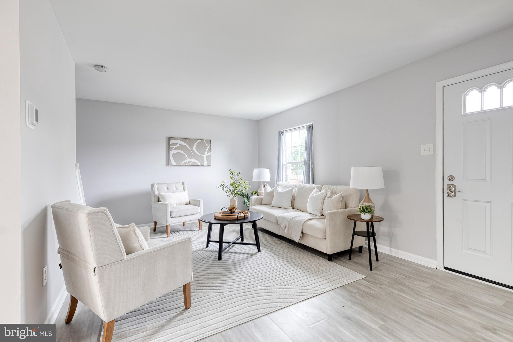 ELIZABETHS LANDING - Residential