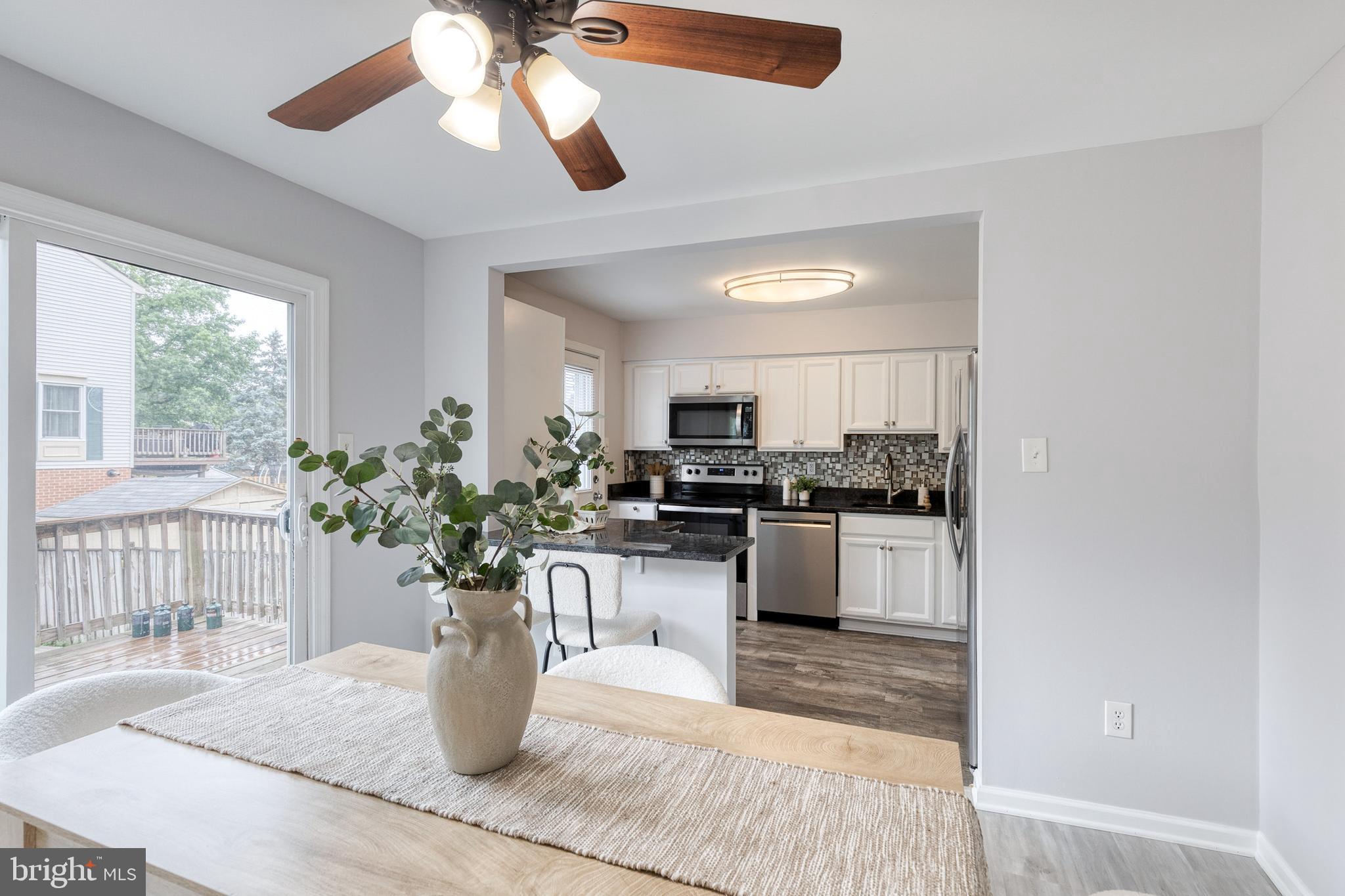 ELIZABETHS LANDING - Residential