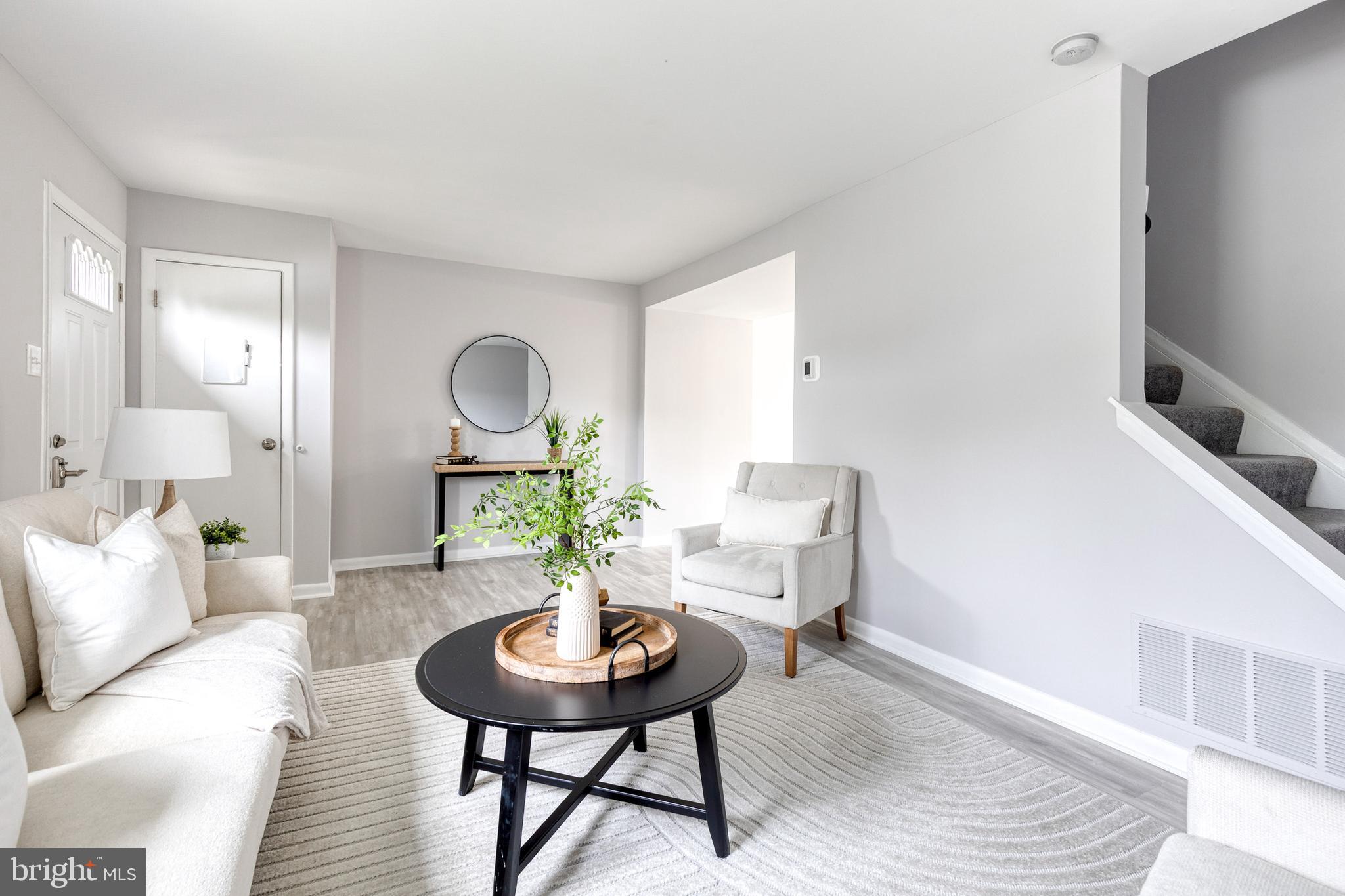 ELIZABETHS LANDING - Residential