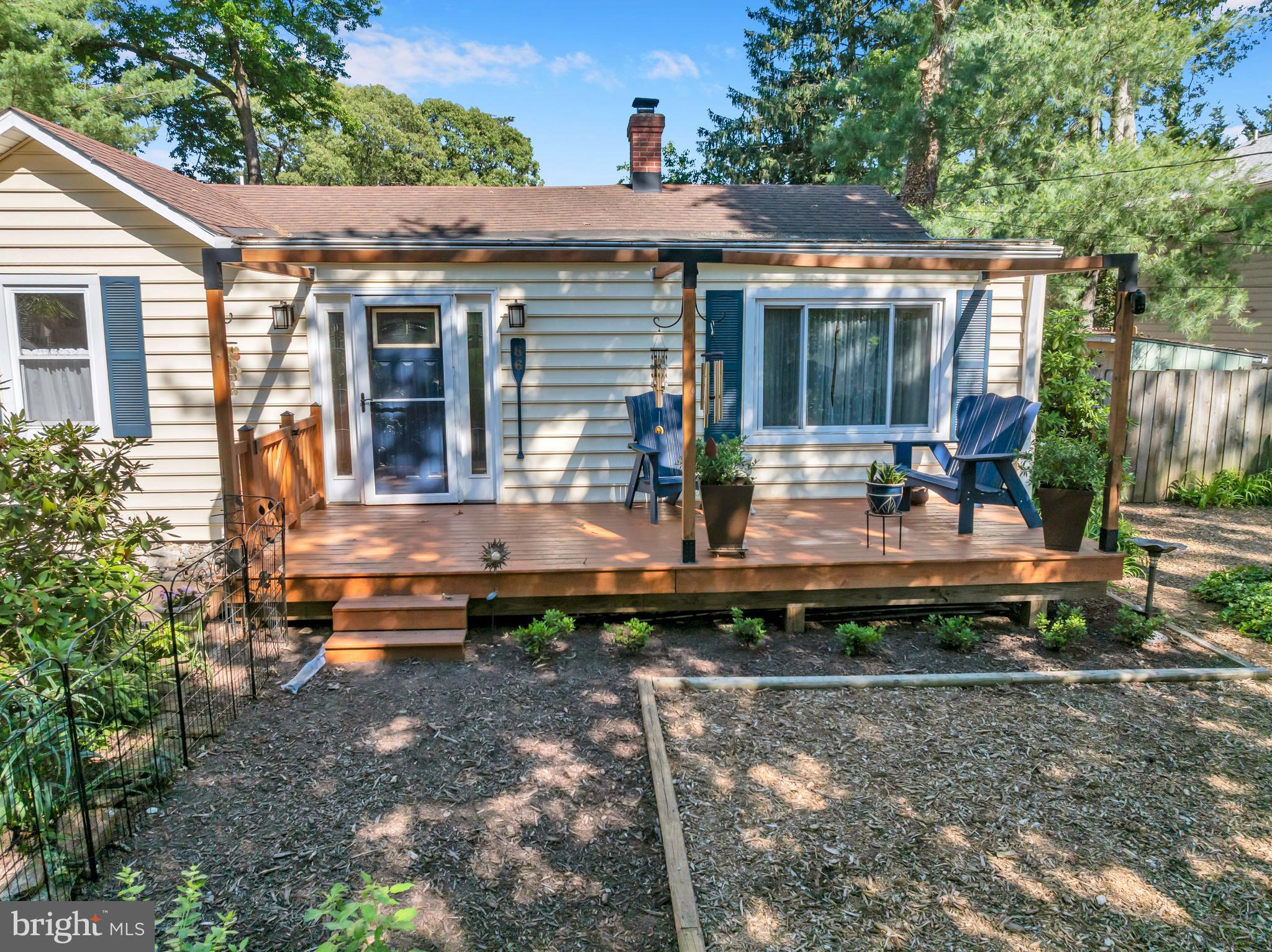 HOLLYWOOD ON SEVERN - Residential