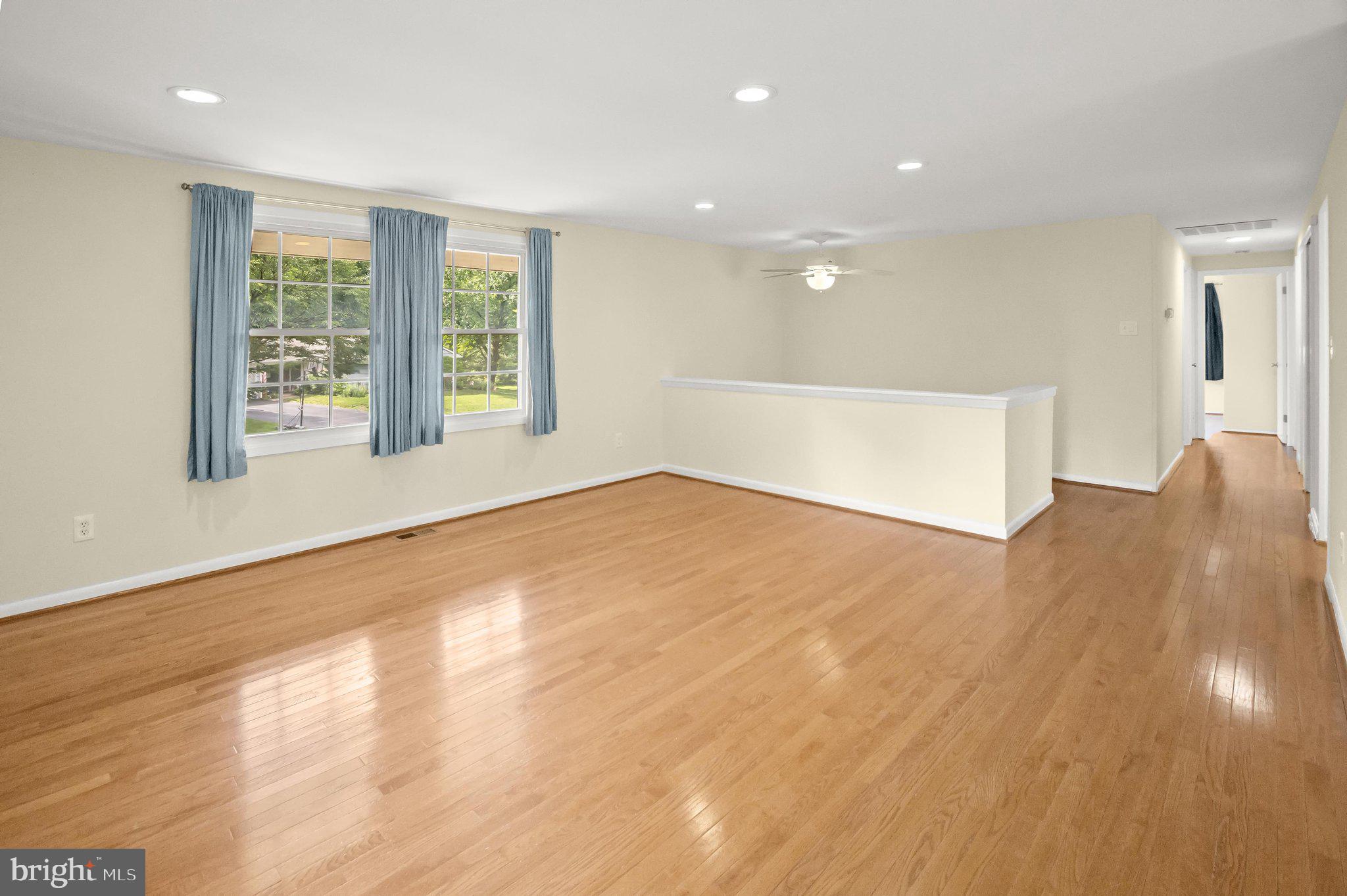 COLUMBIA TOWN CENTER - Residential