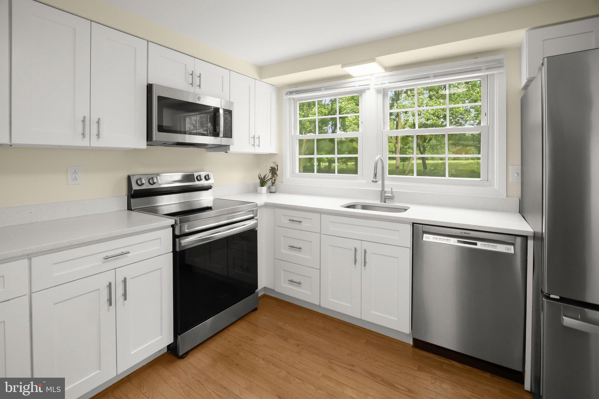 COLUMBIA TOWN CENTER - Residential