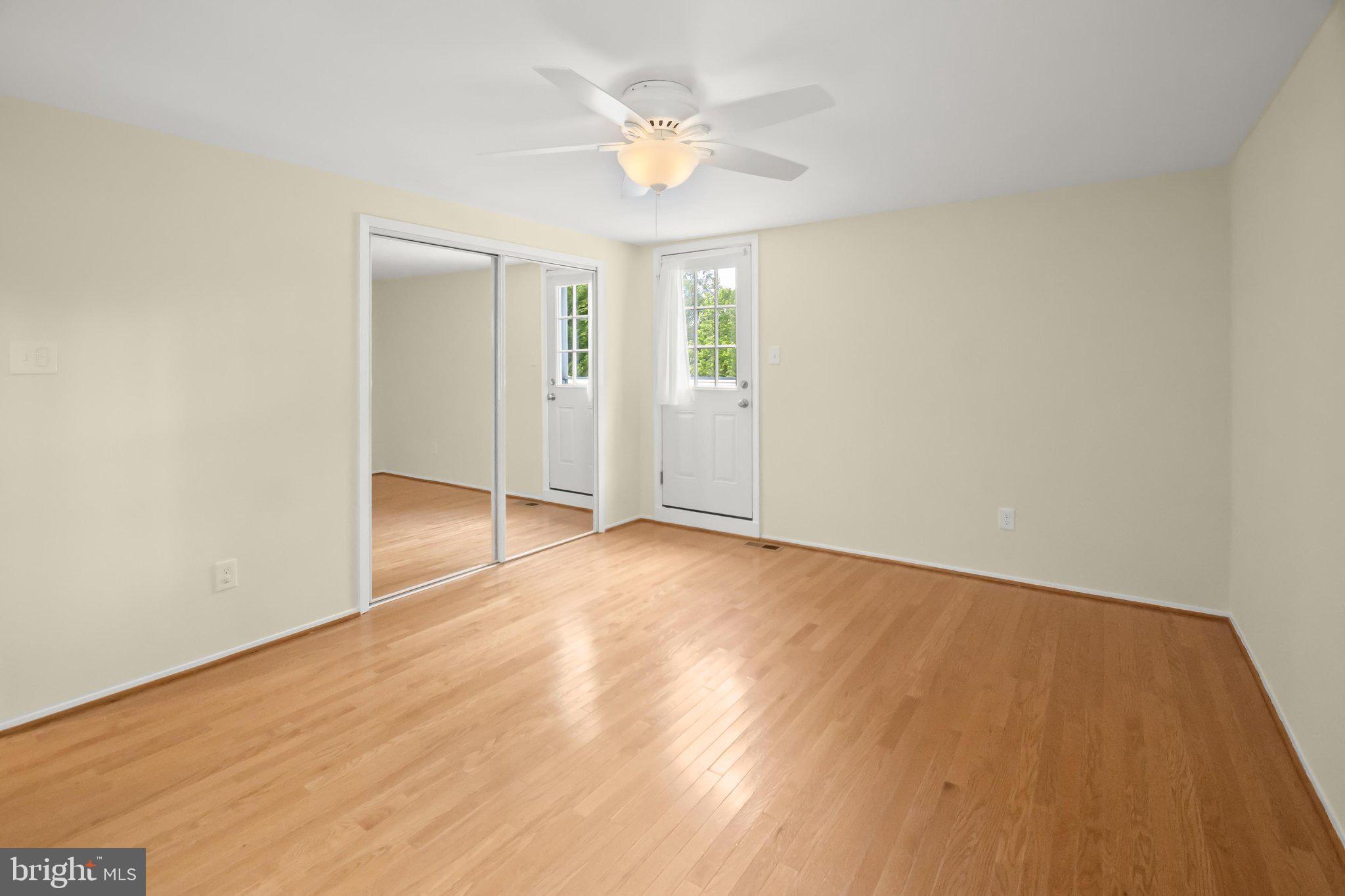 COLUMBIA TOWN CENTER - Residential