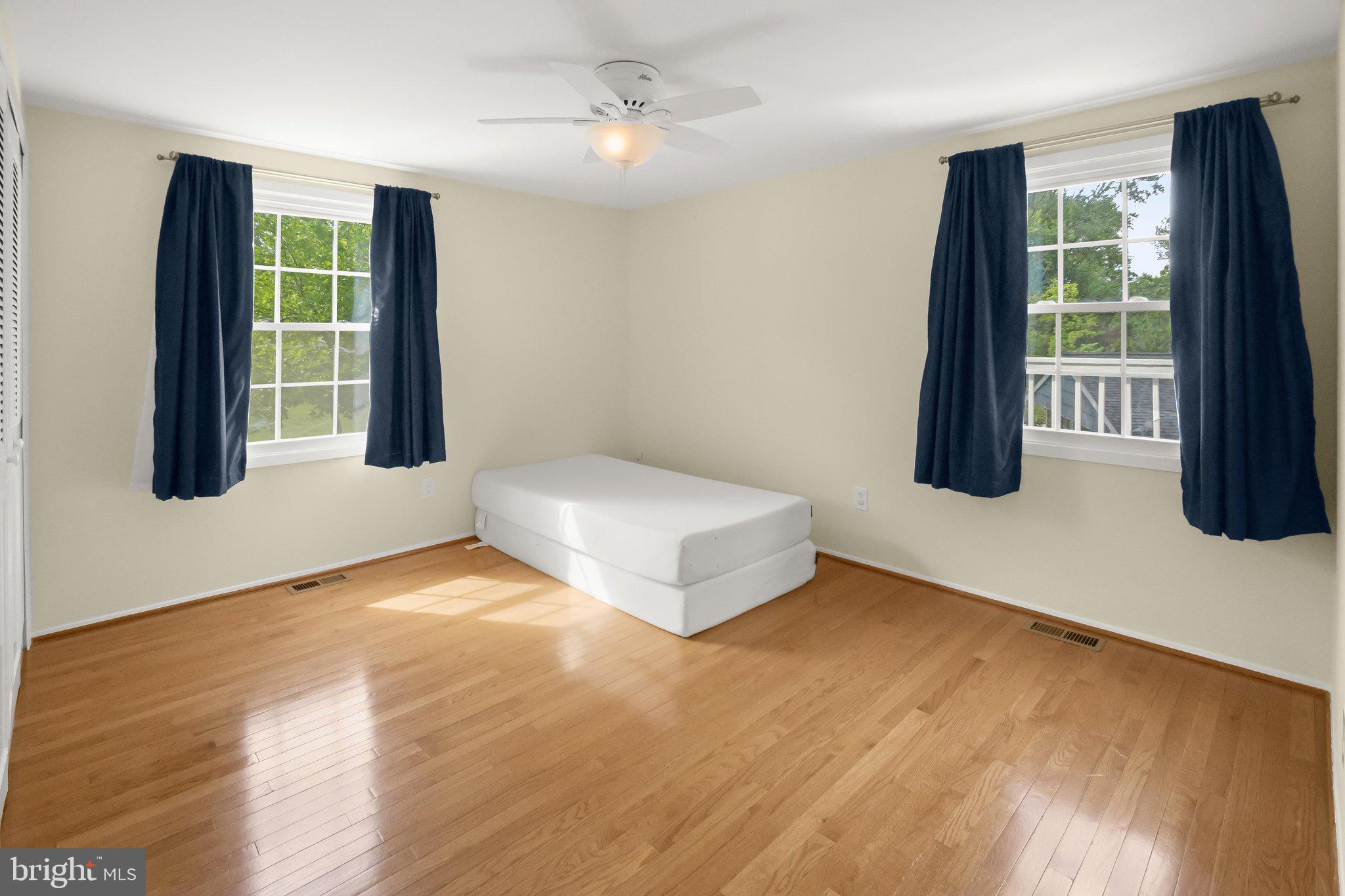 COLUMBIA TOWN CENTER - Residential