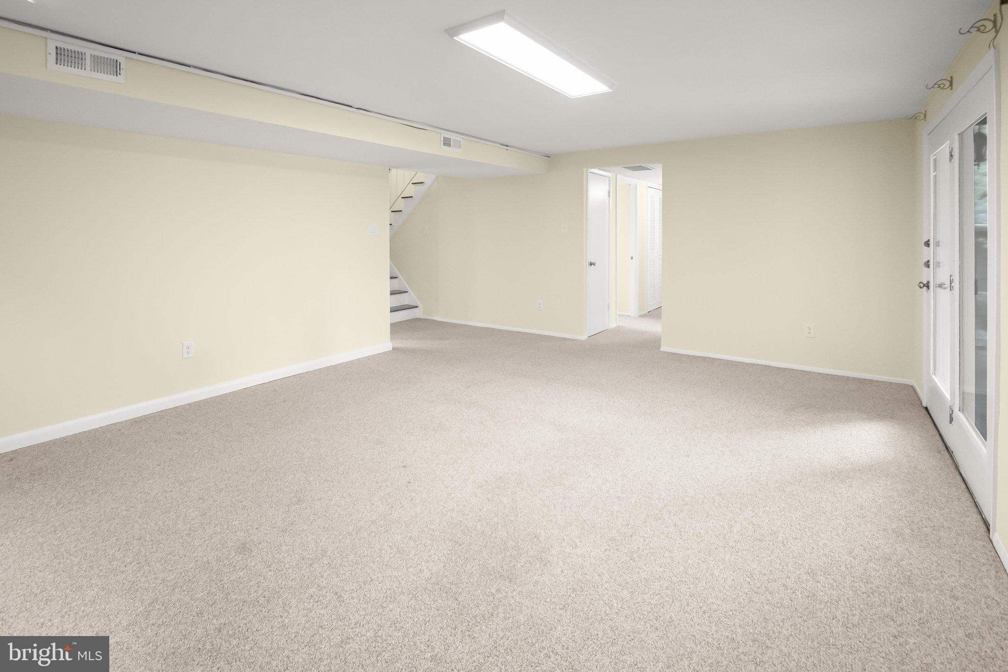 COLUMBIA TOWN CENTER - Residential