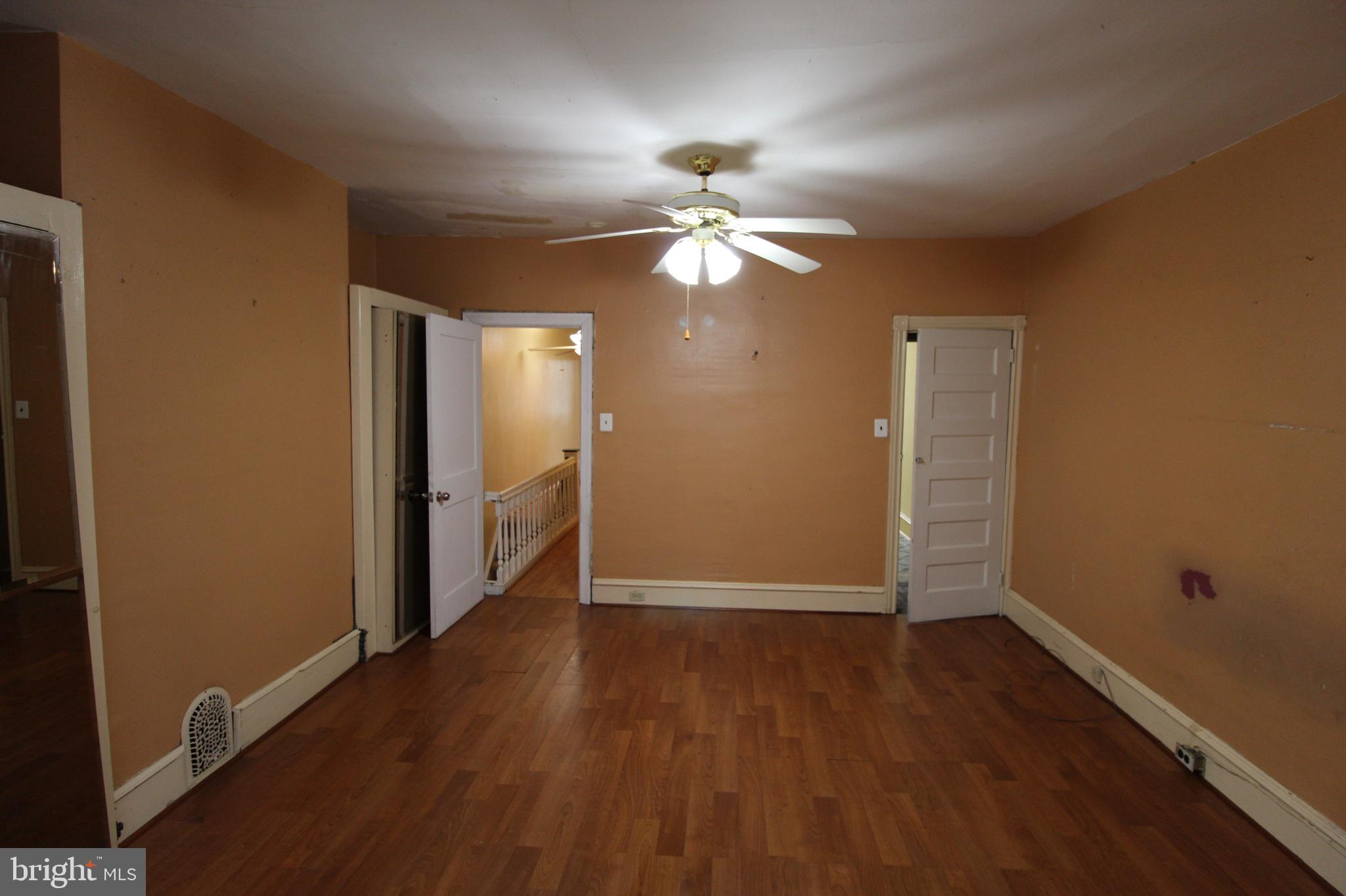 COBBS CREEK - Residential