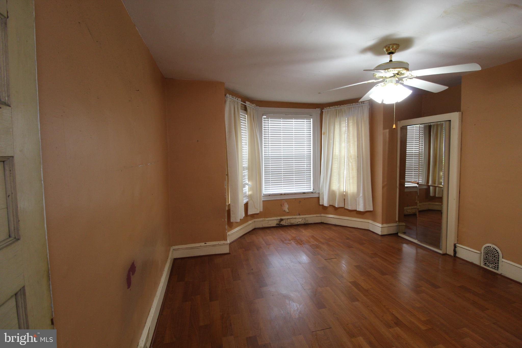 COBBS CREEK - Residential