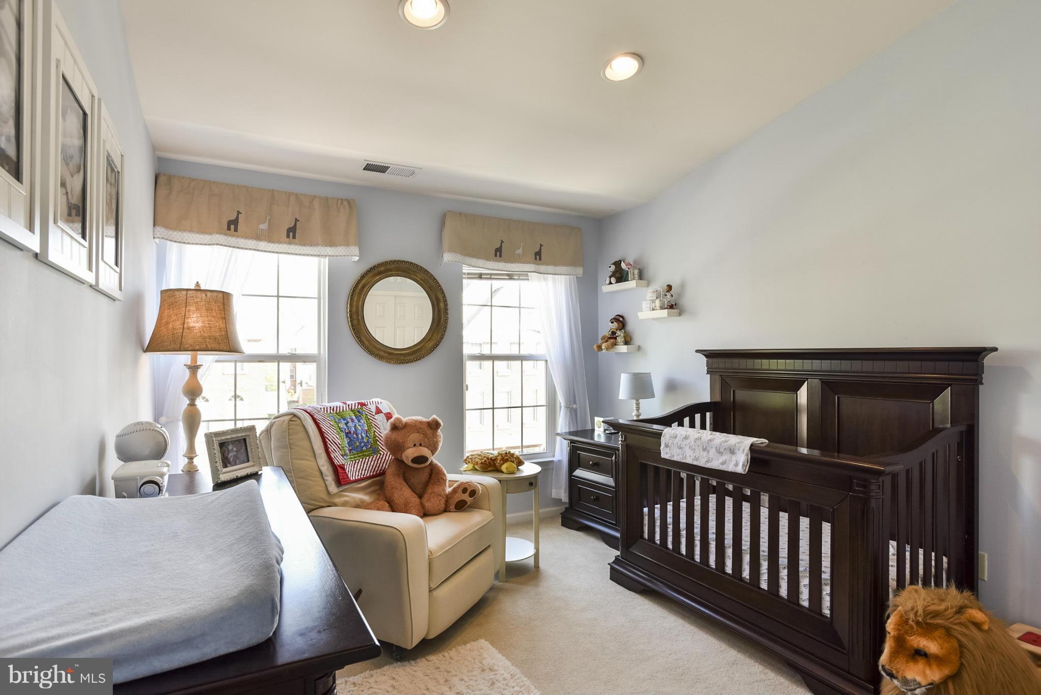 BELMONT COUNTRY CLUB - Residential Lease