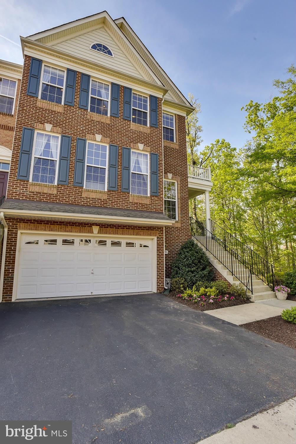 BELMONT COUNTRY CLUB - Residential Lease