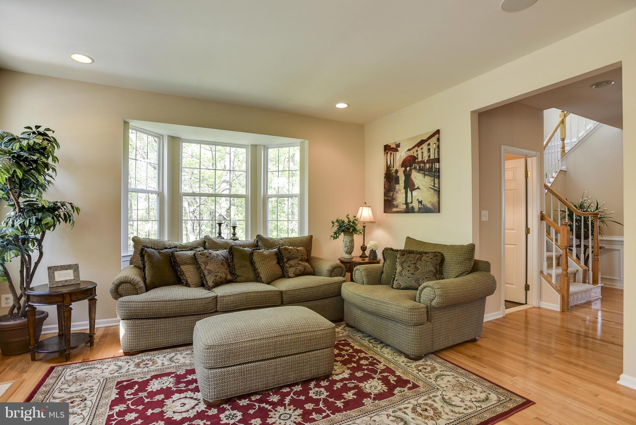 BELMONT COUNTRY CLUB - Residential Lease