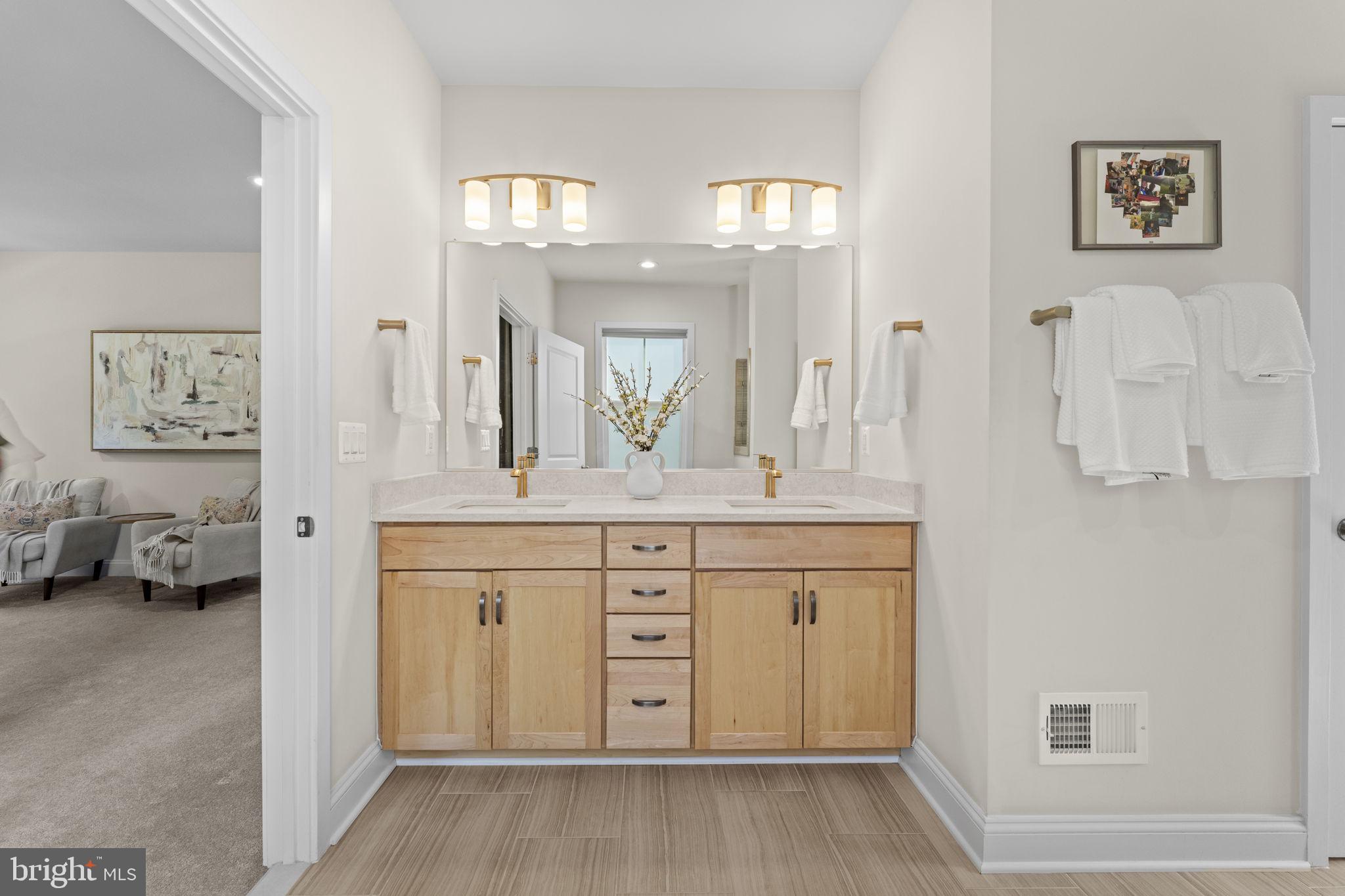 THE RESERVE AT FALLEN OAKS - Residential
