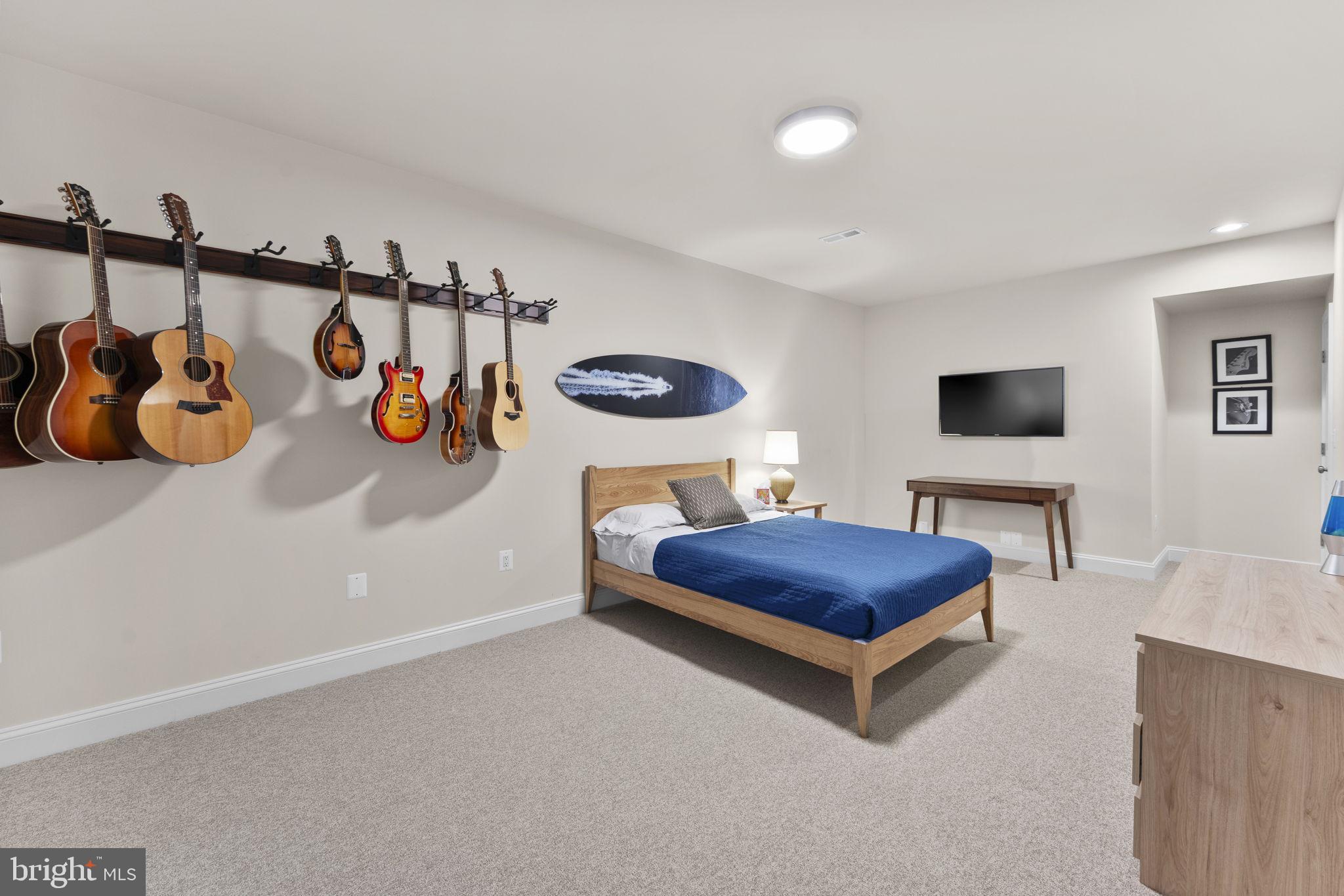 THE RESERVE AT FALLEN OAKS - Residential