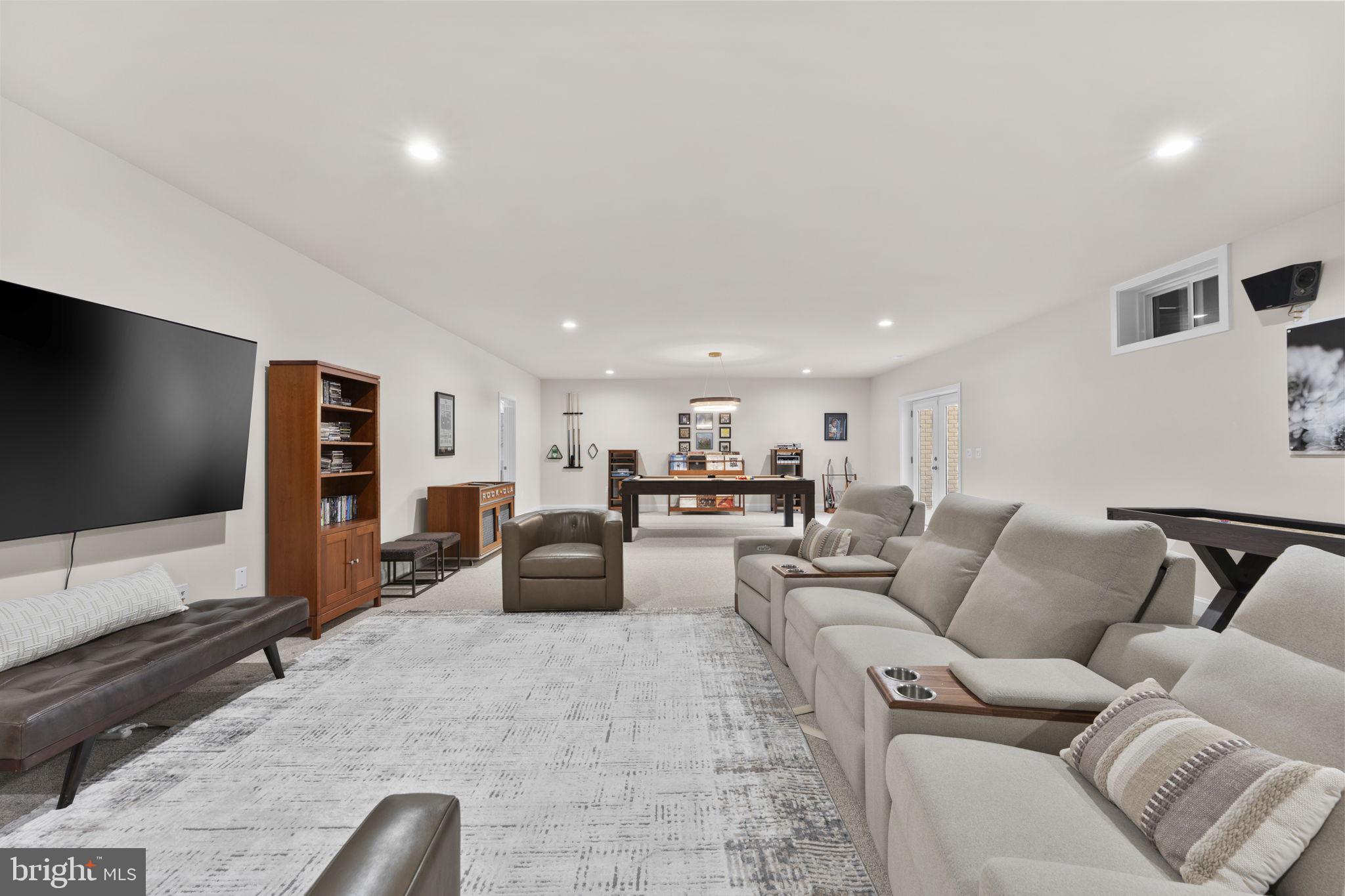 THE RESERVE AT FALLEN OAKS - Residential