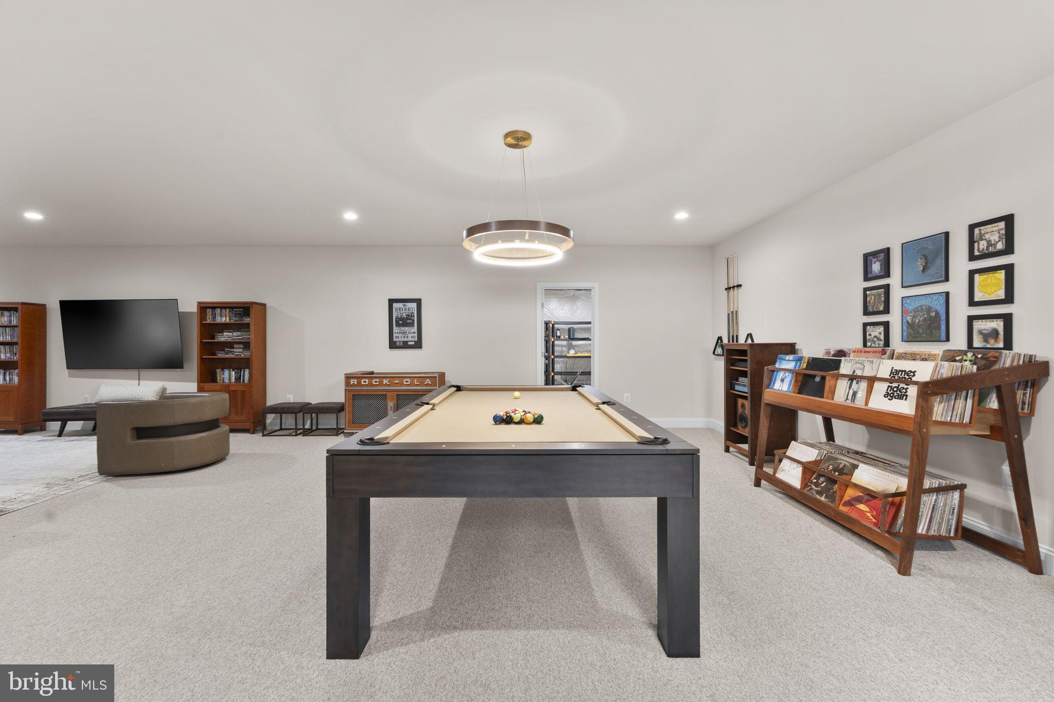 THE RESERVE AT FALLEN OAKS - Residential