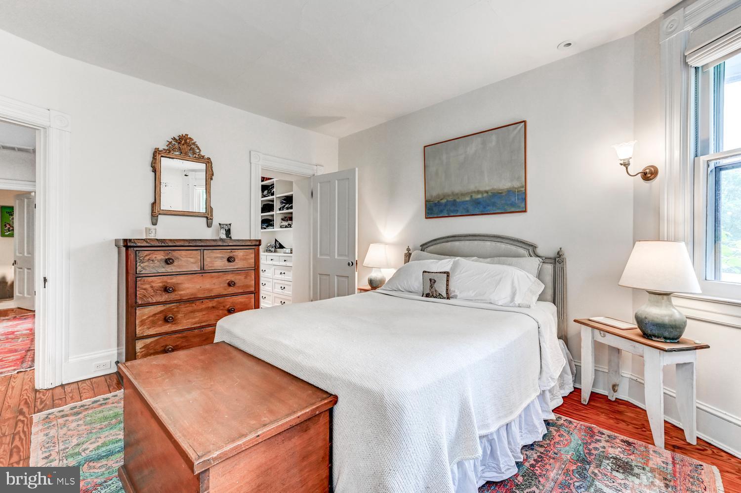 ROLAND PARK - Residential