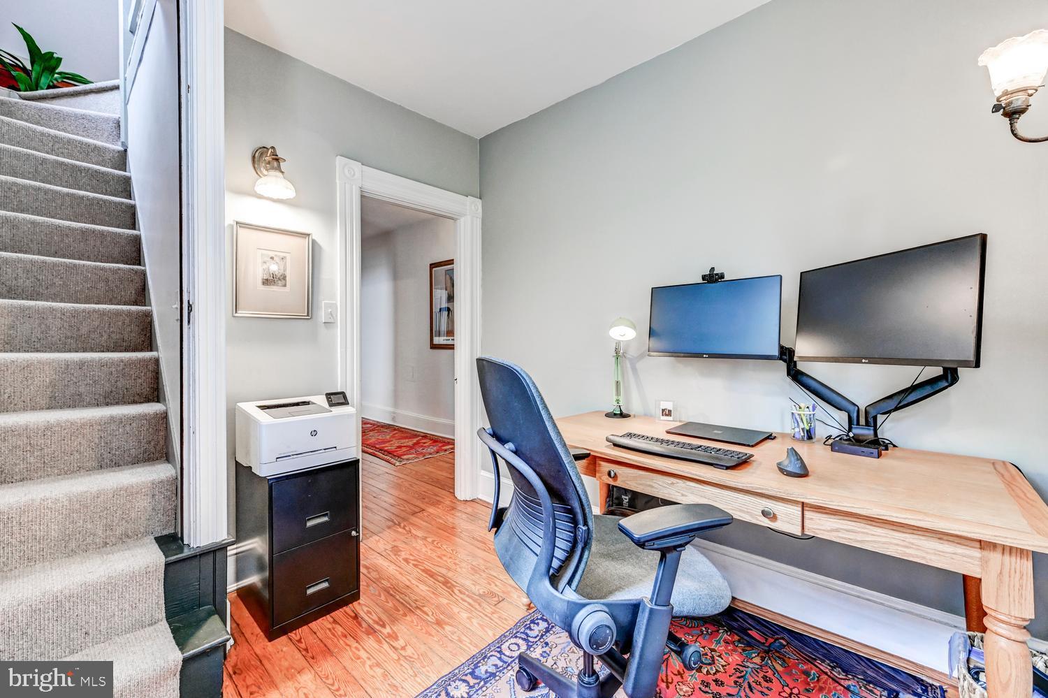 ROLAND PARK - Residential
