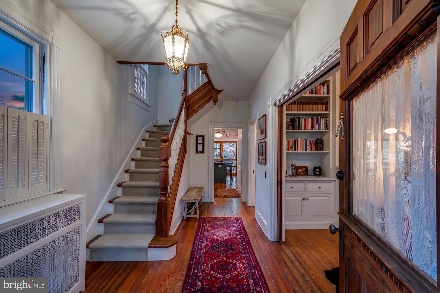 ROLAND PARK - Residential
