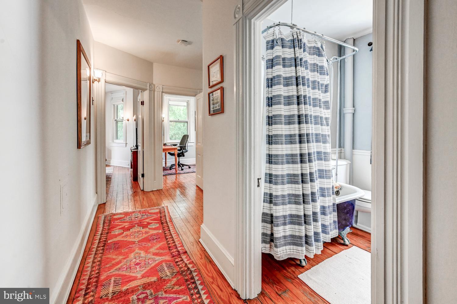 ROLAND PARK - Residential