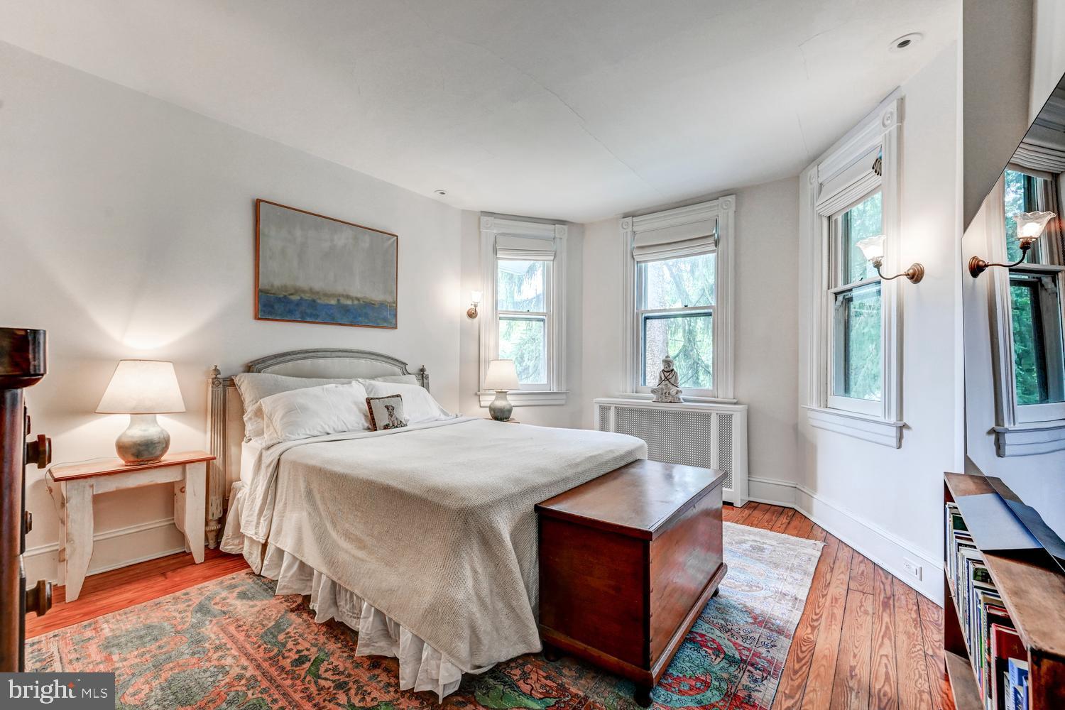 ROLAND PARK - Residential