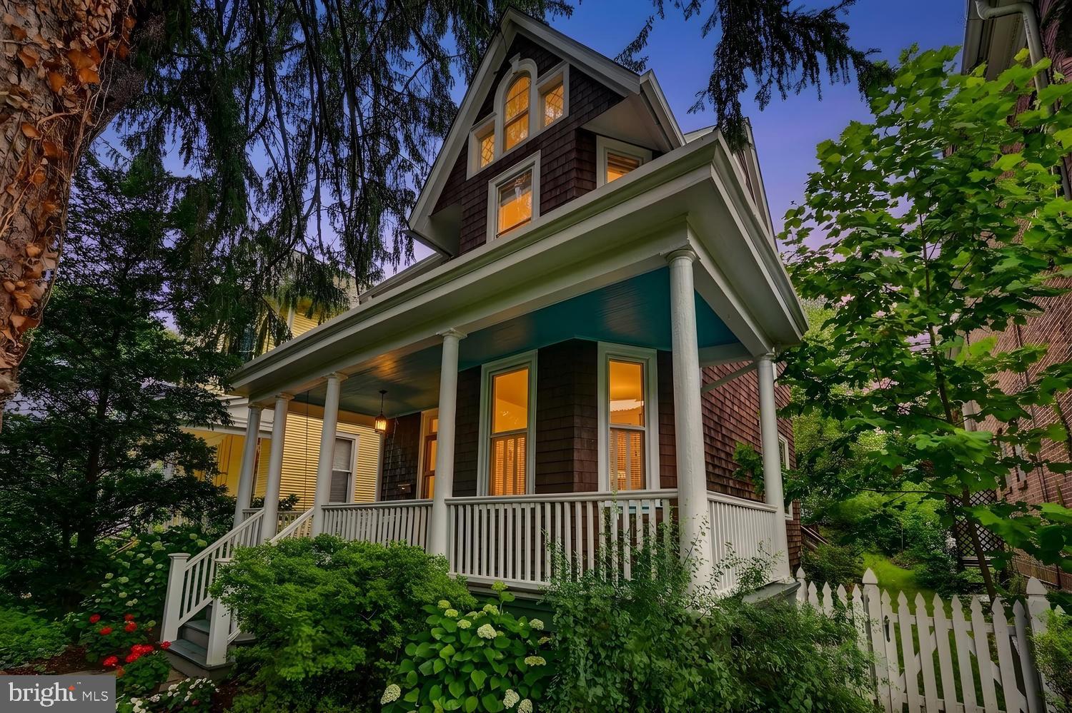 ROLAND PARK - Residential