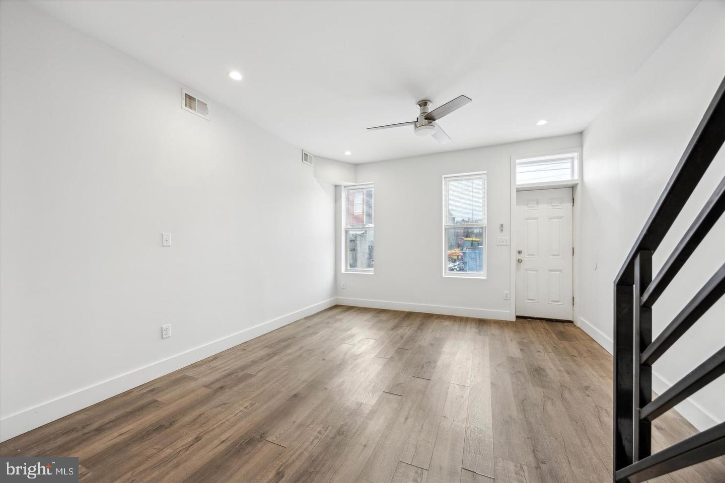STRAWBERRY MANSION - Residential Lease