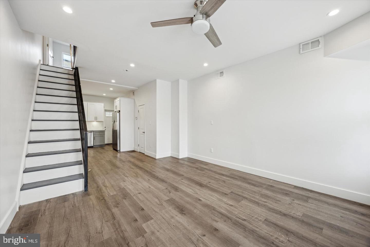 STRAWBERRY MANSION - Residential Lease