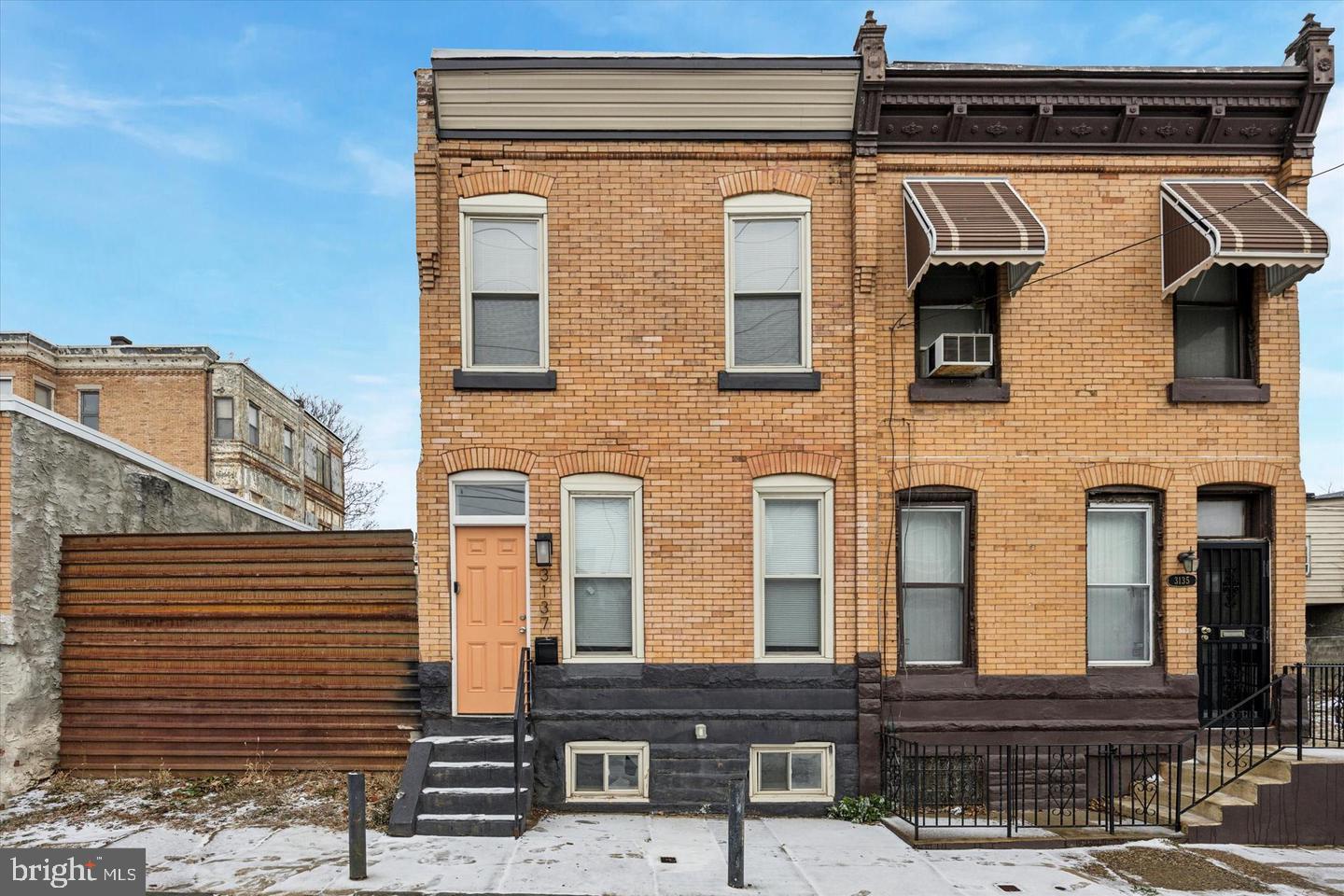 STRAWBERRY MANSION - Residential Lease