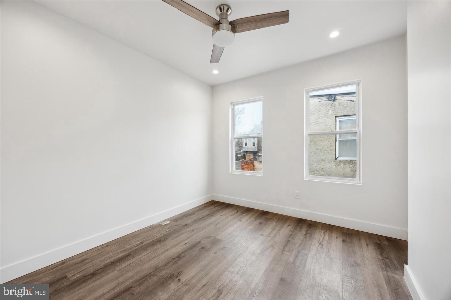 STRAWBERRY MANSION - Residential Lease