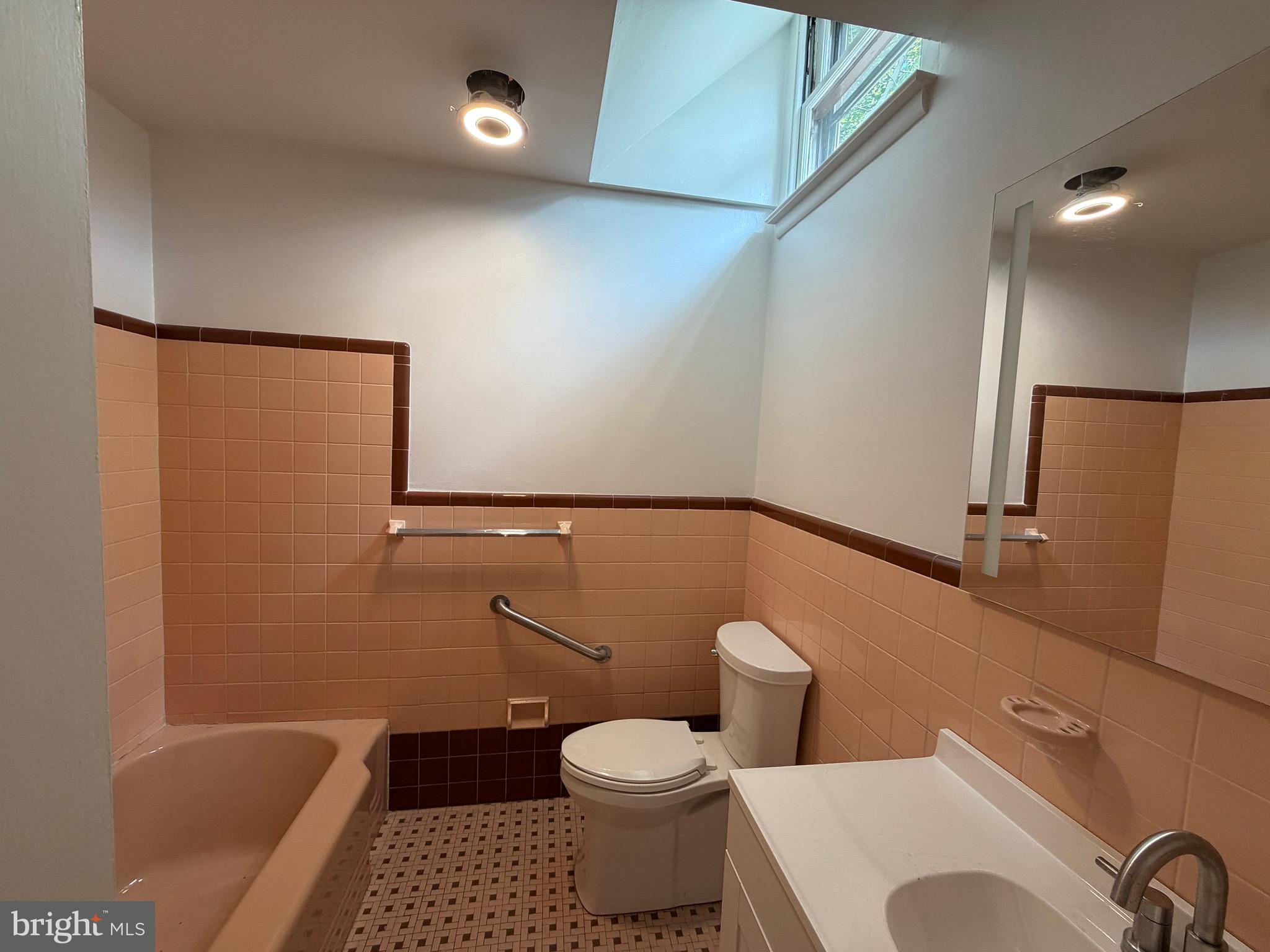 MELROSE PARK - Residential