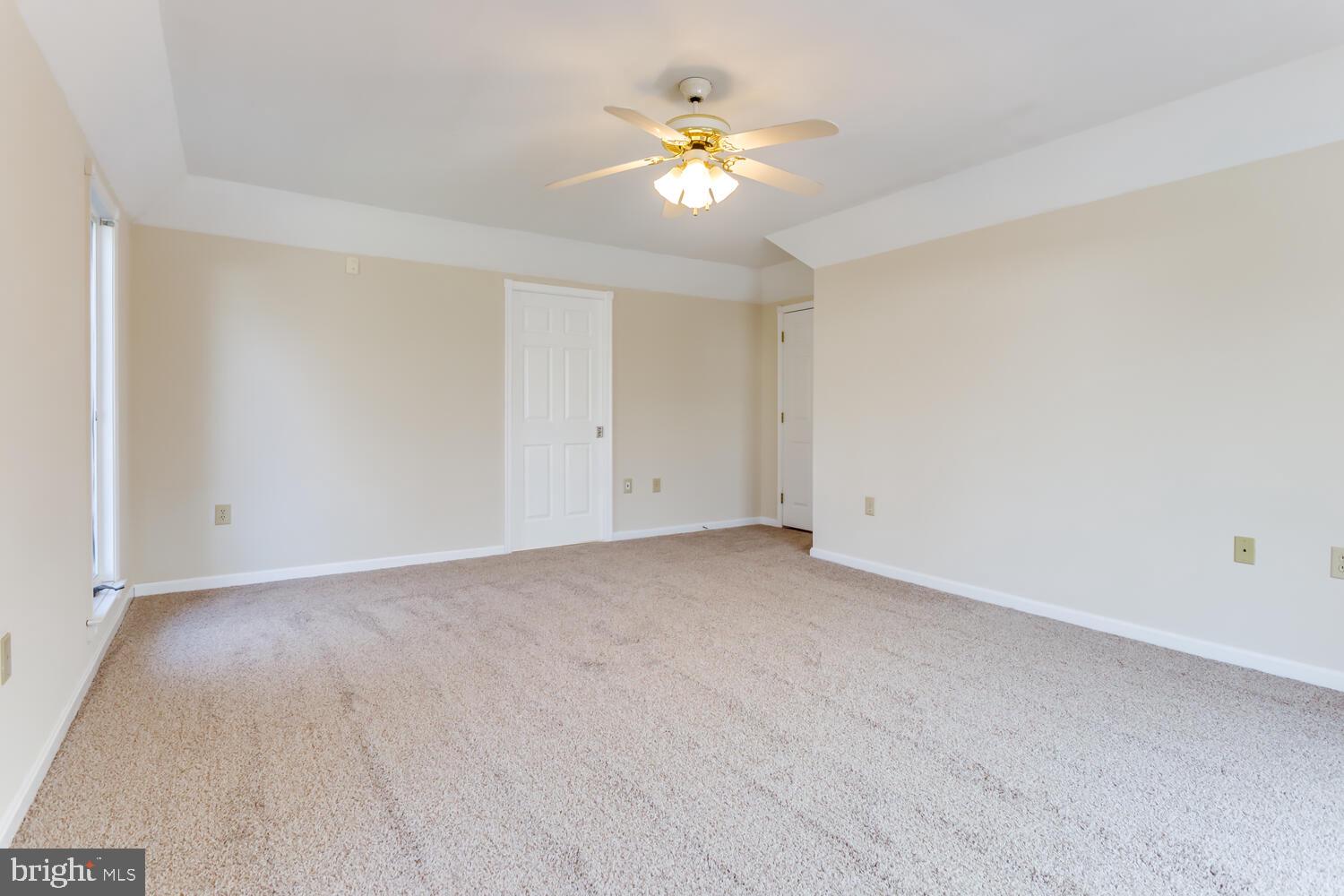 WOODFIELD - Residential