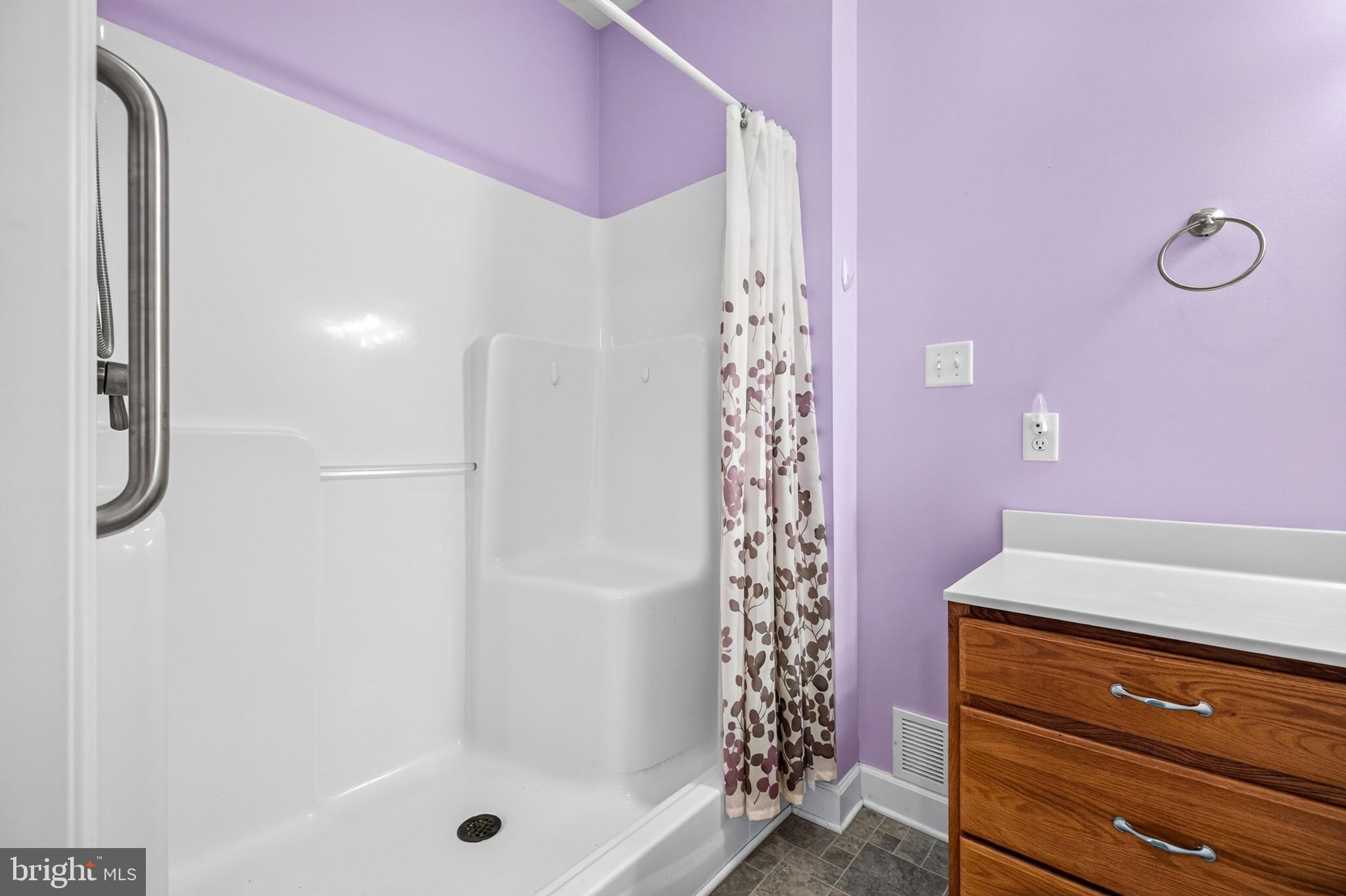 EDINBURG SQUARE - Residential
