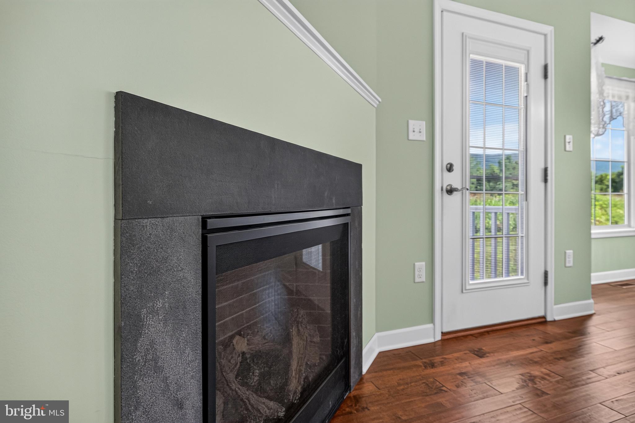 EDINBURG SQUARE - Residential