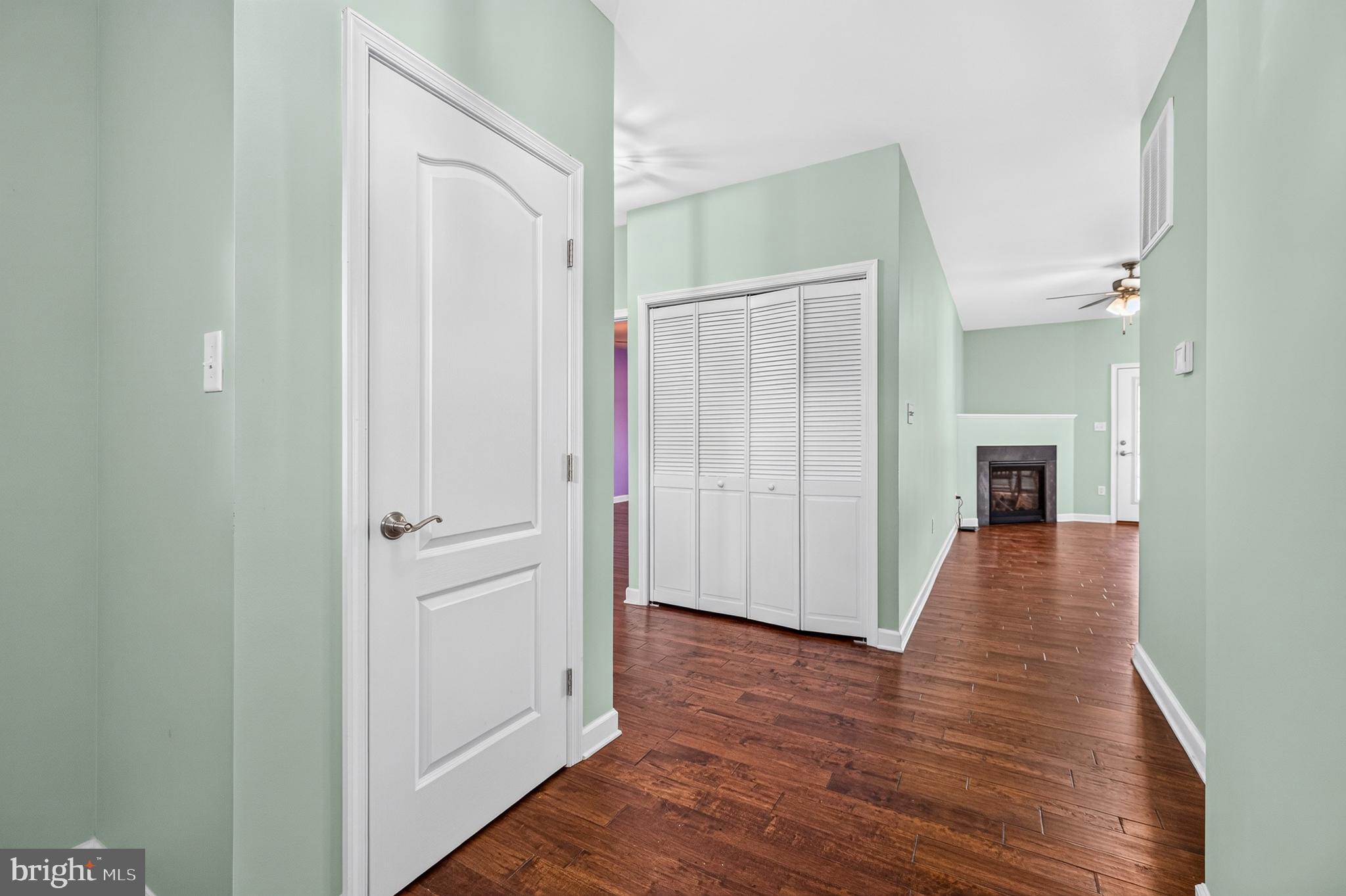 EDINBURG SQUARE - Residential