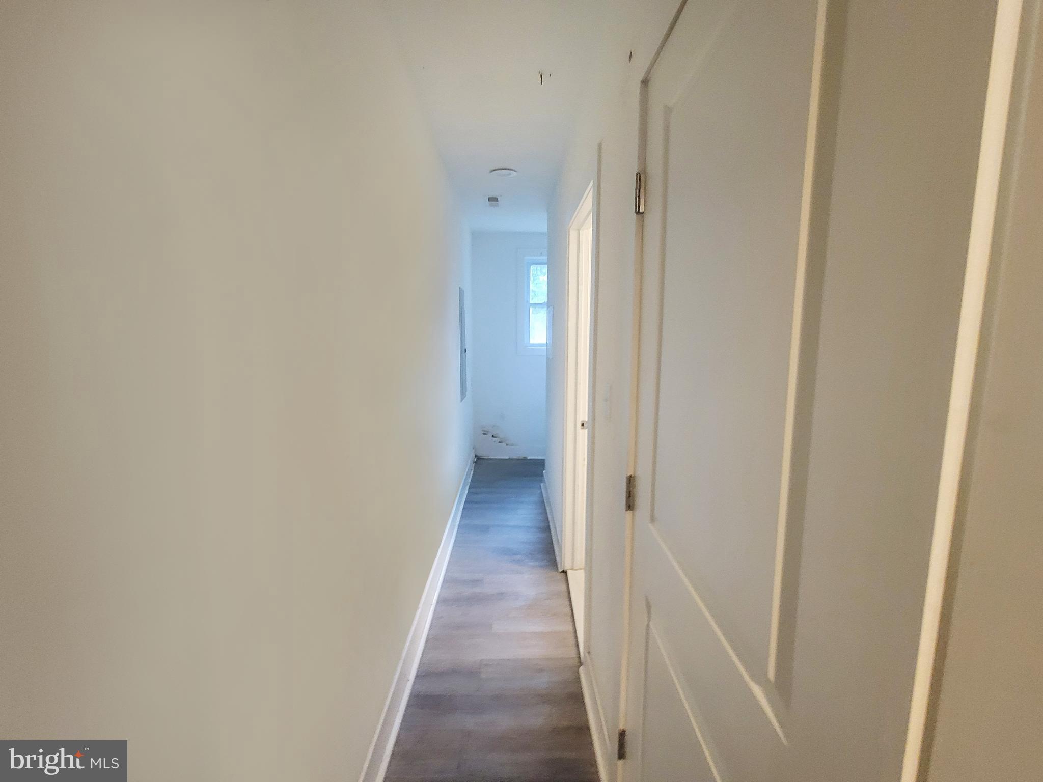 BROADWAY EAST - Residential