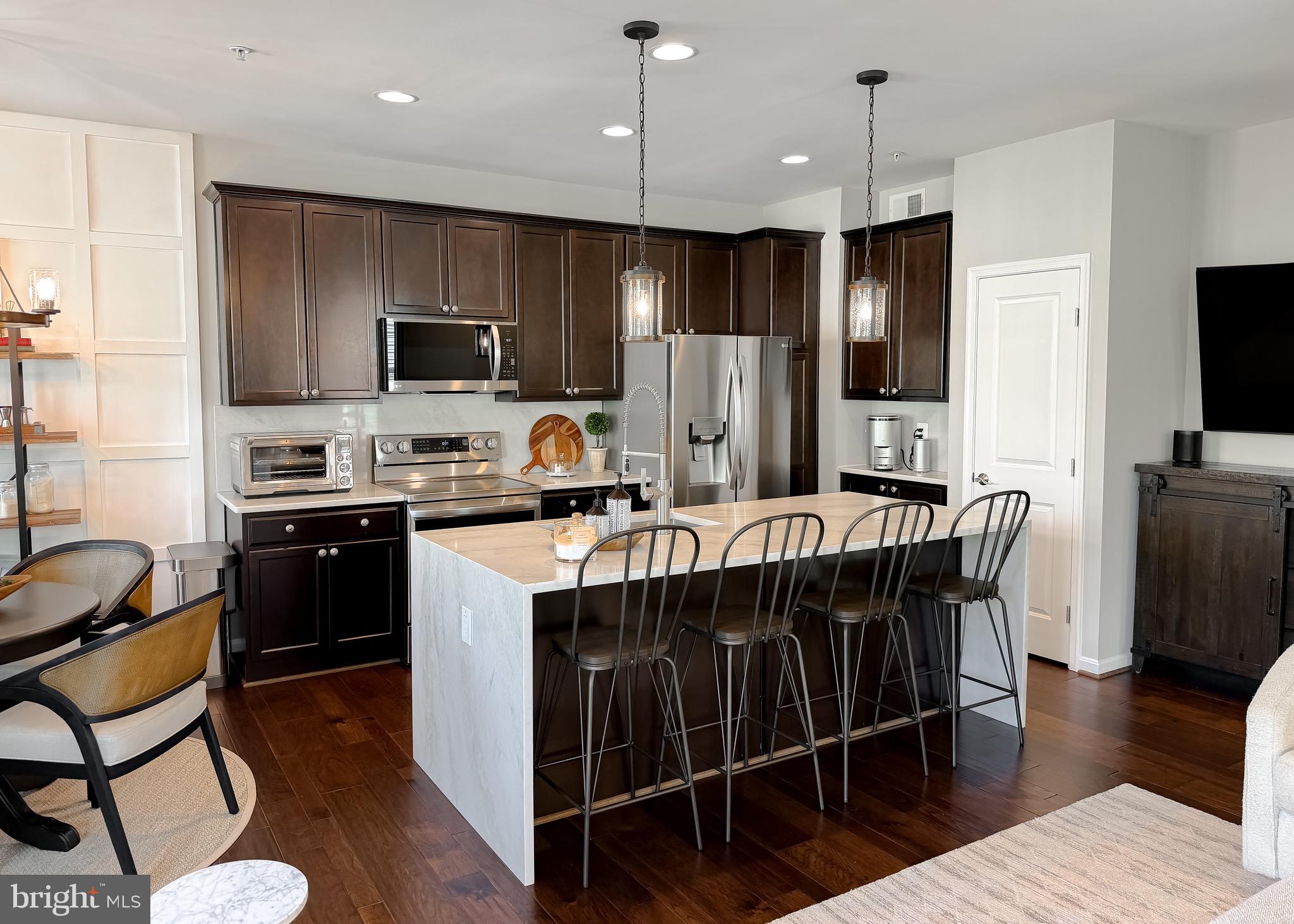 THE VILLAGES OF STEEPLECHASE - Residential