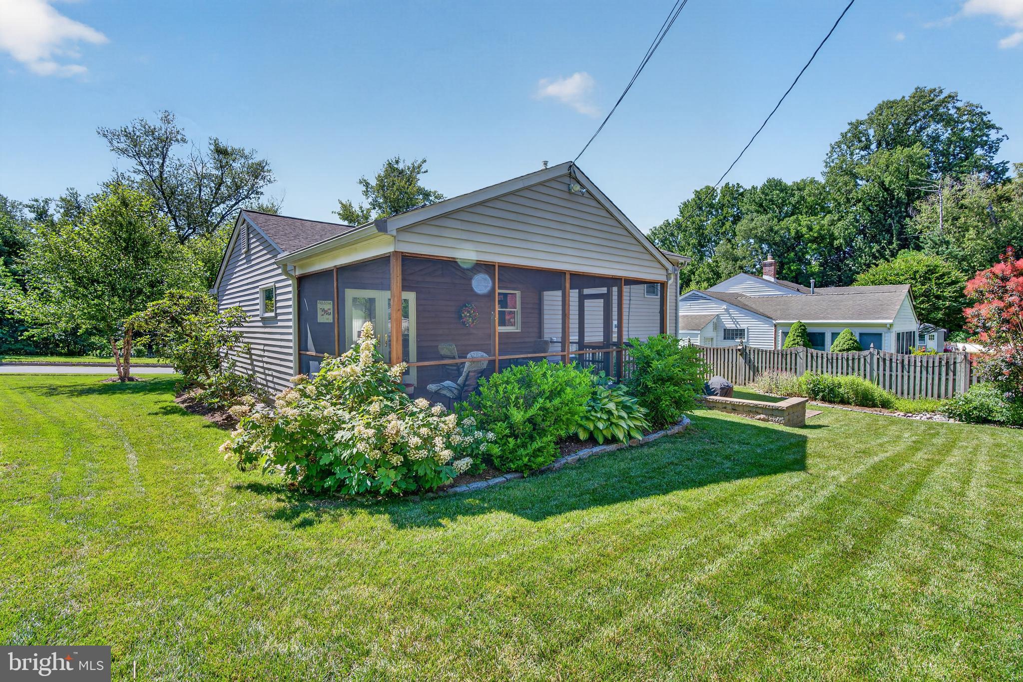 ROLLINGWOOD - Residential