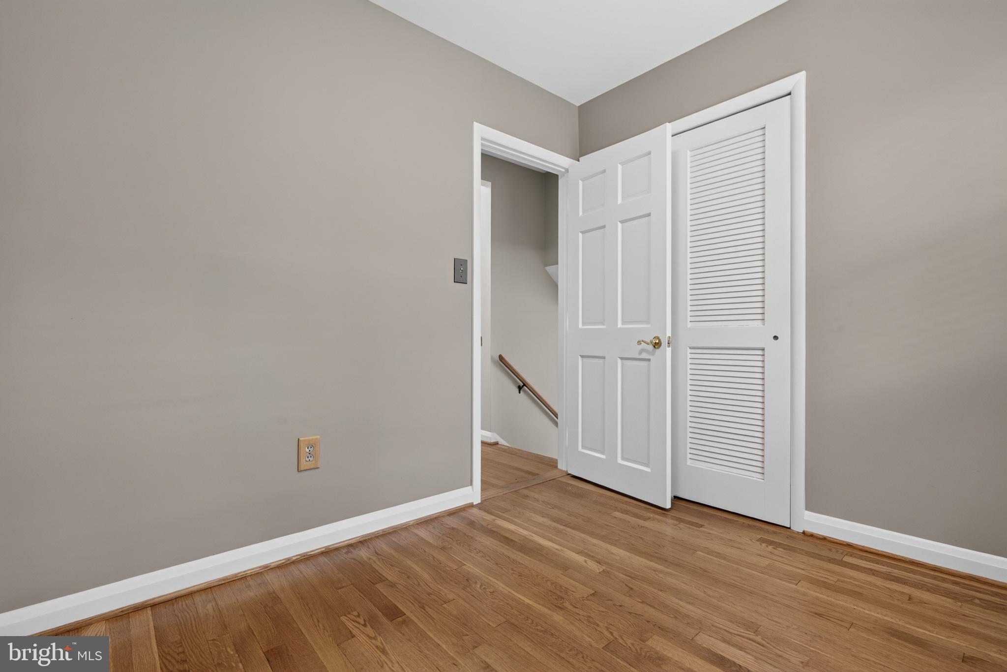 ROLLINGWOOD - Residential