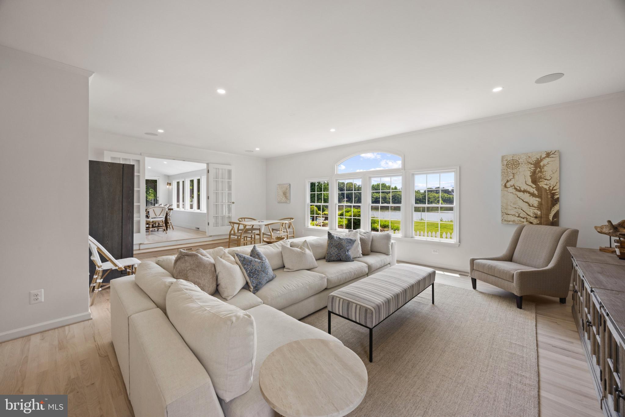 CHEWS MANOR - Residential