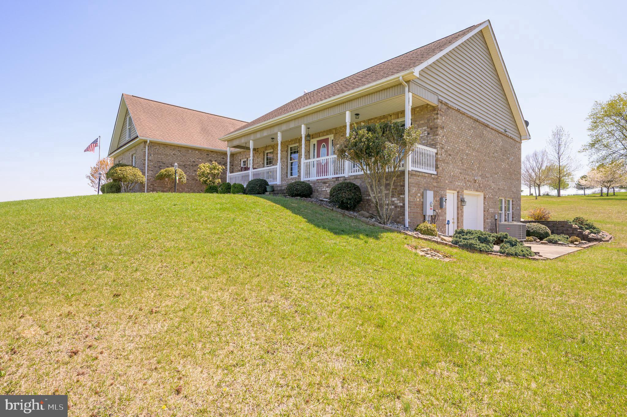 ORCHARD ON THE POTOMAC - Residential