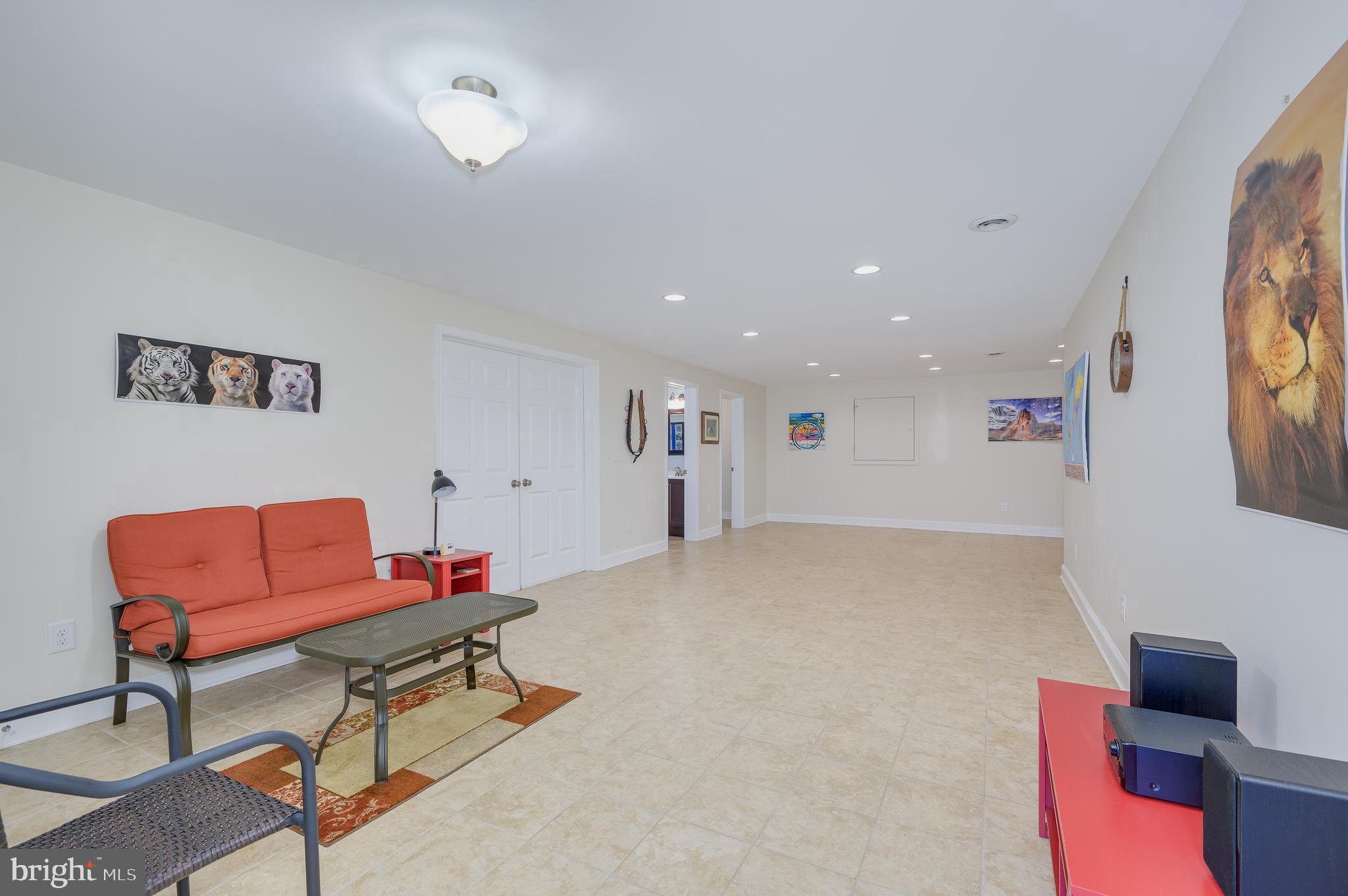 ORCHARD ON THE POTOMAC - Residential