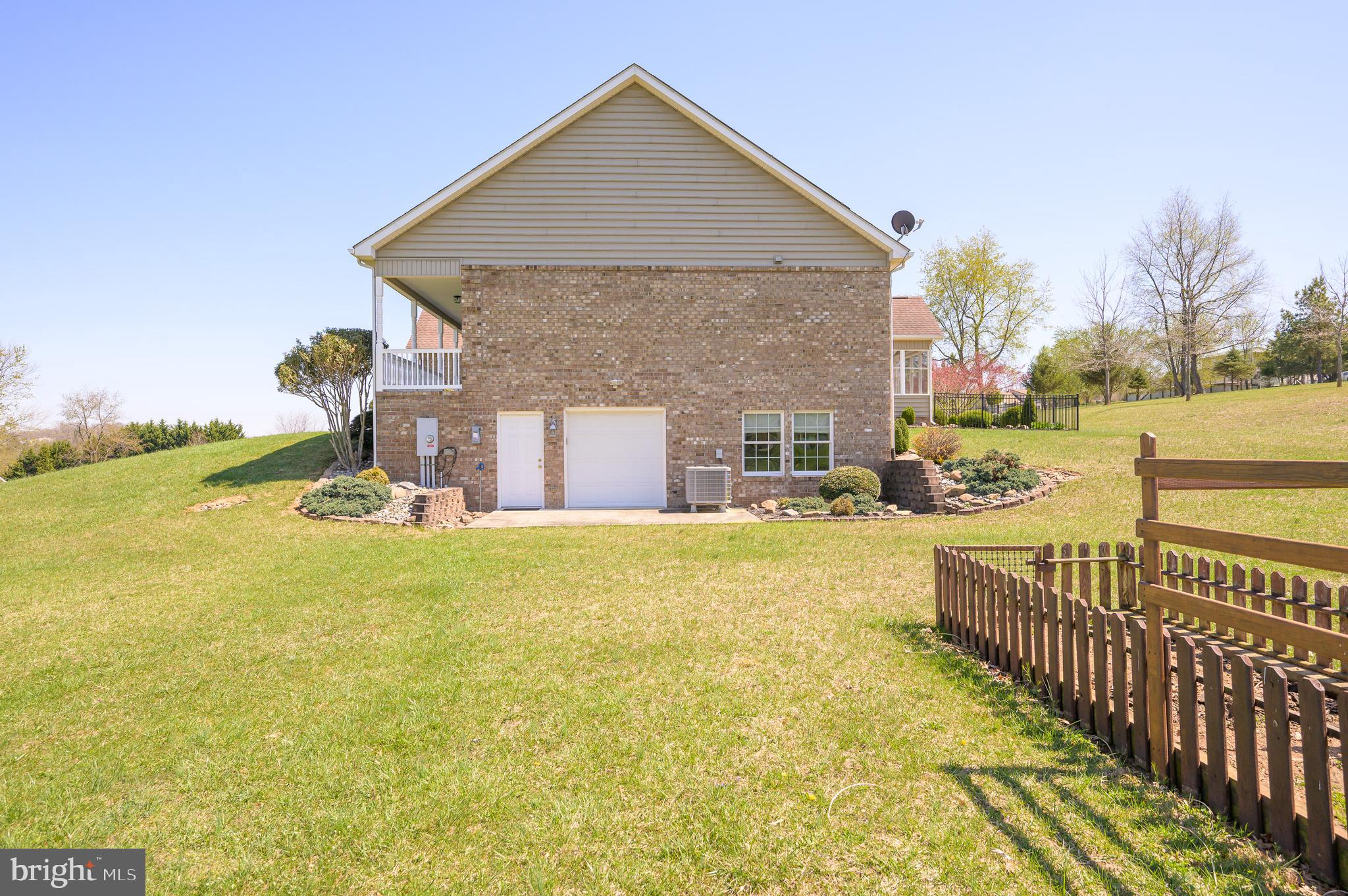 ORCHARD ON THE POTOMAC - Residential