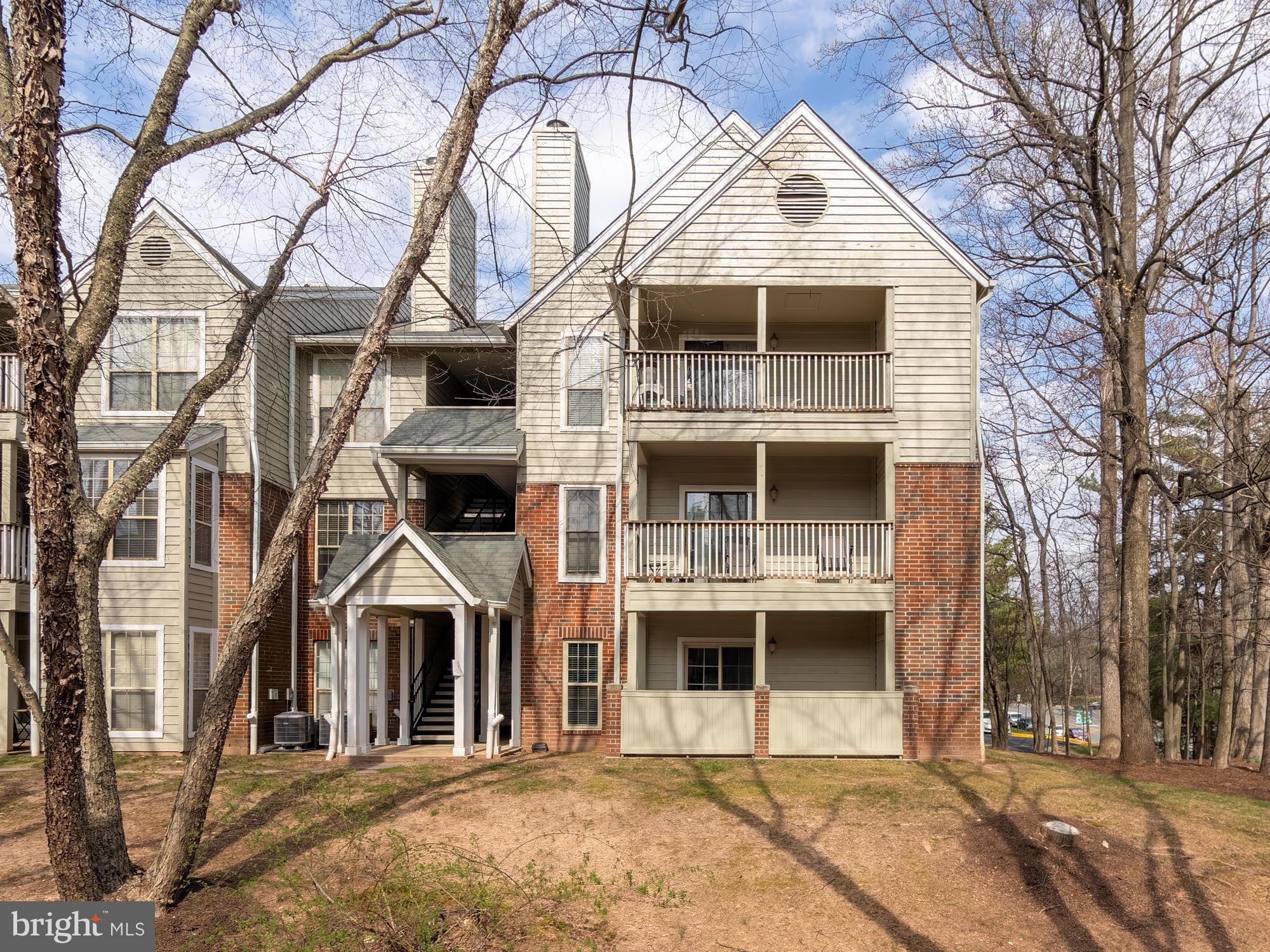 Charming ground floor condo located in sought after Penderbrook community.  Penderbrook is an amenity rich community: pool, tennis, pickleball, fitness center, golf course, and EV charging stations that is located in the heart of Fairfax County.
 Located close to commuter routes (Rt 50 and I-66), shopping (Fairfax Corner, Fair Oaks mall), Inova Fair Oaks hospital and only 5 miles to Vienna Metro Station,
This one bedroom, 1 bath condo has extra storage throughout, washer and dryer in the unit and a huge patio.