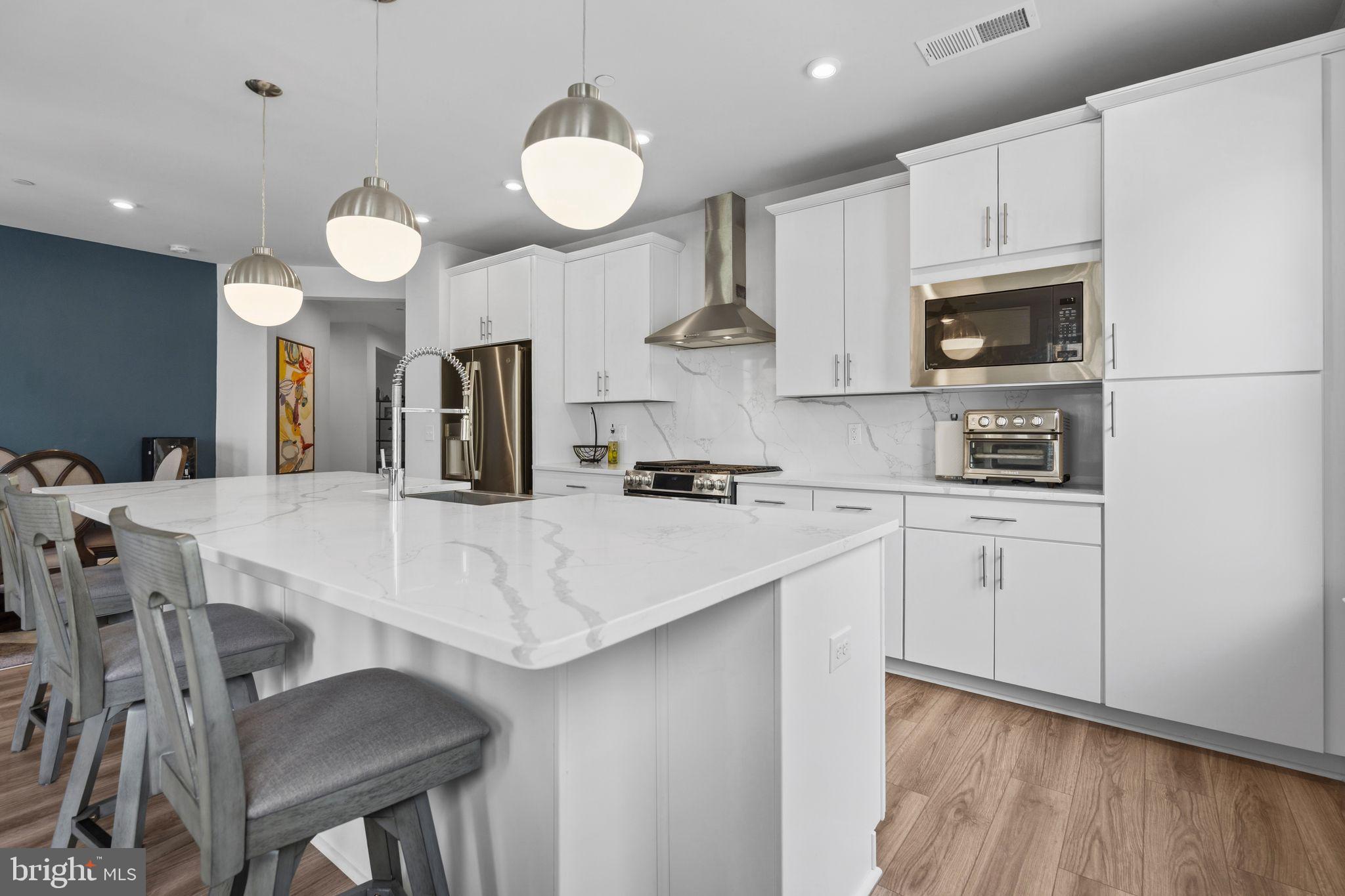 PENDER OAKS - Residential