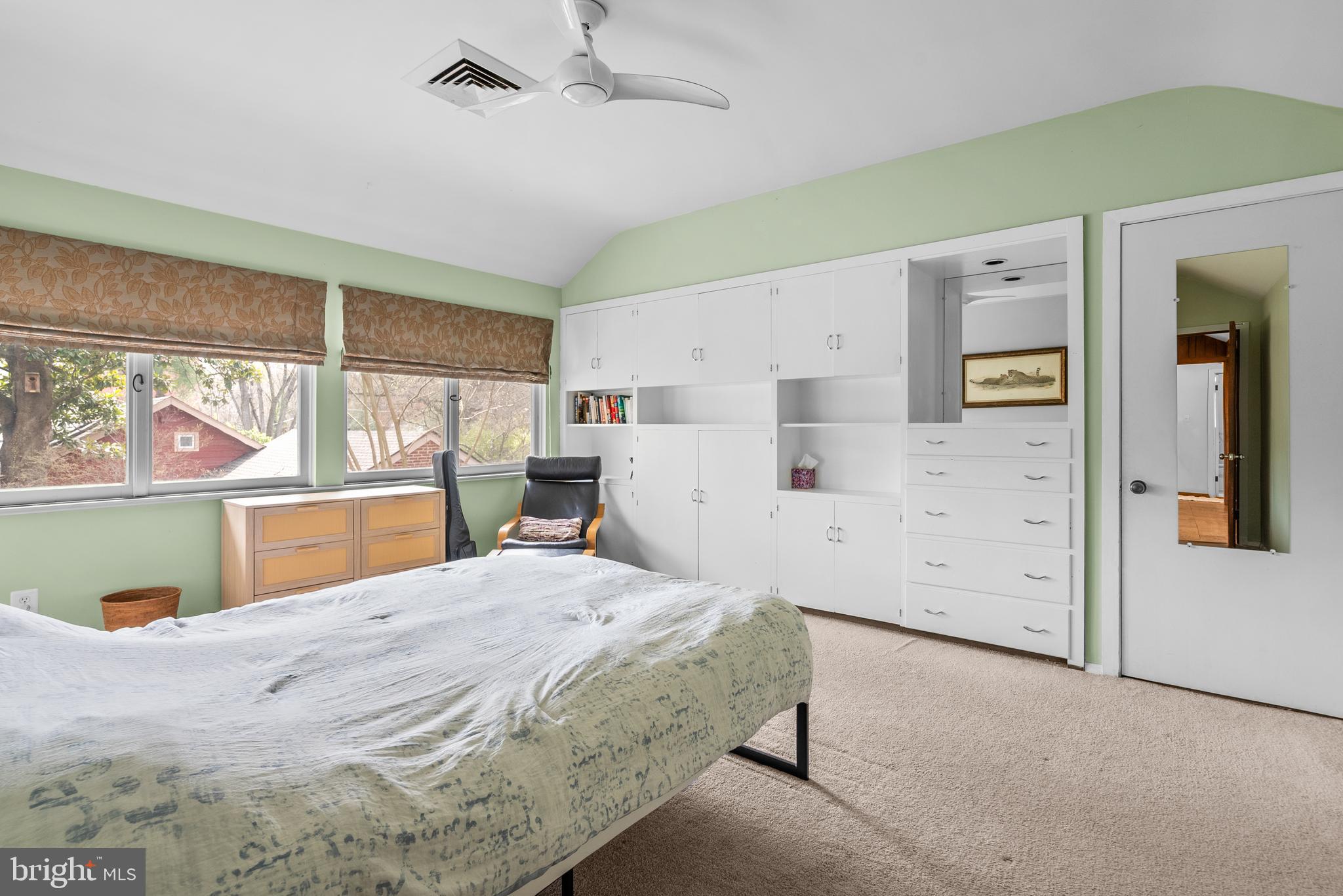 BANNOCKBURN HEIGHTS - Residential