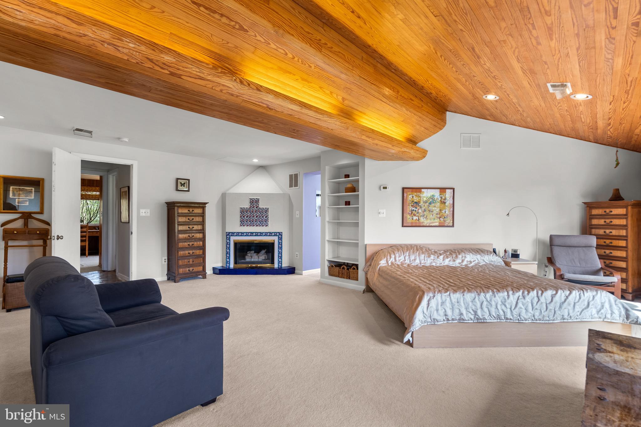 BANNOCKBURN HEIGHTS - Residential