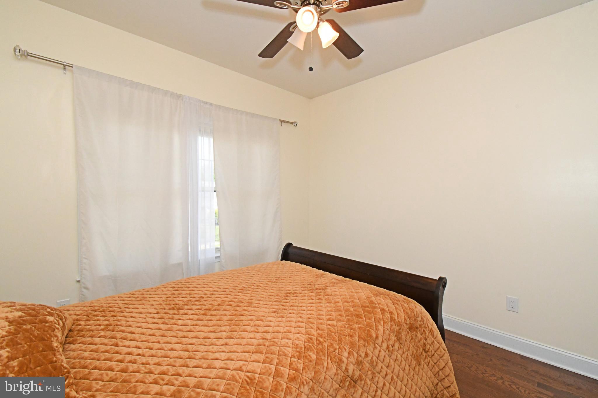 SOMERTON - Residential