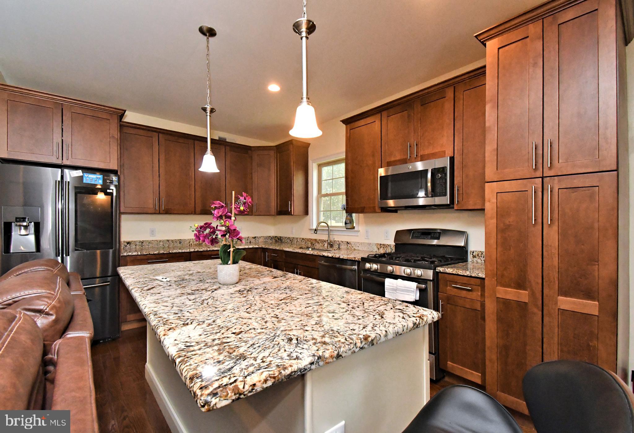 SOMERTON - Residential
