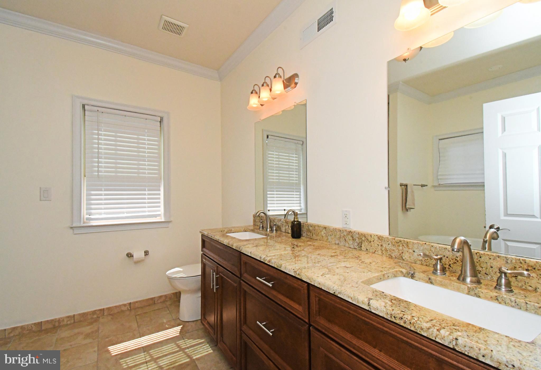 SOMERTON - Residential