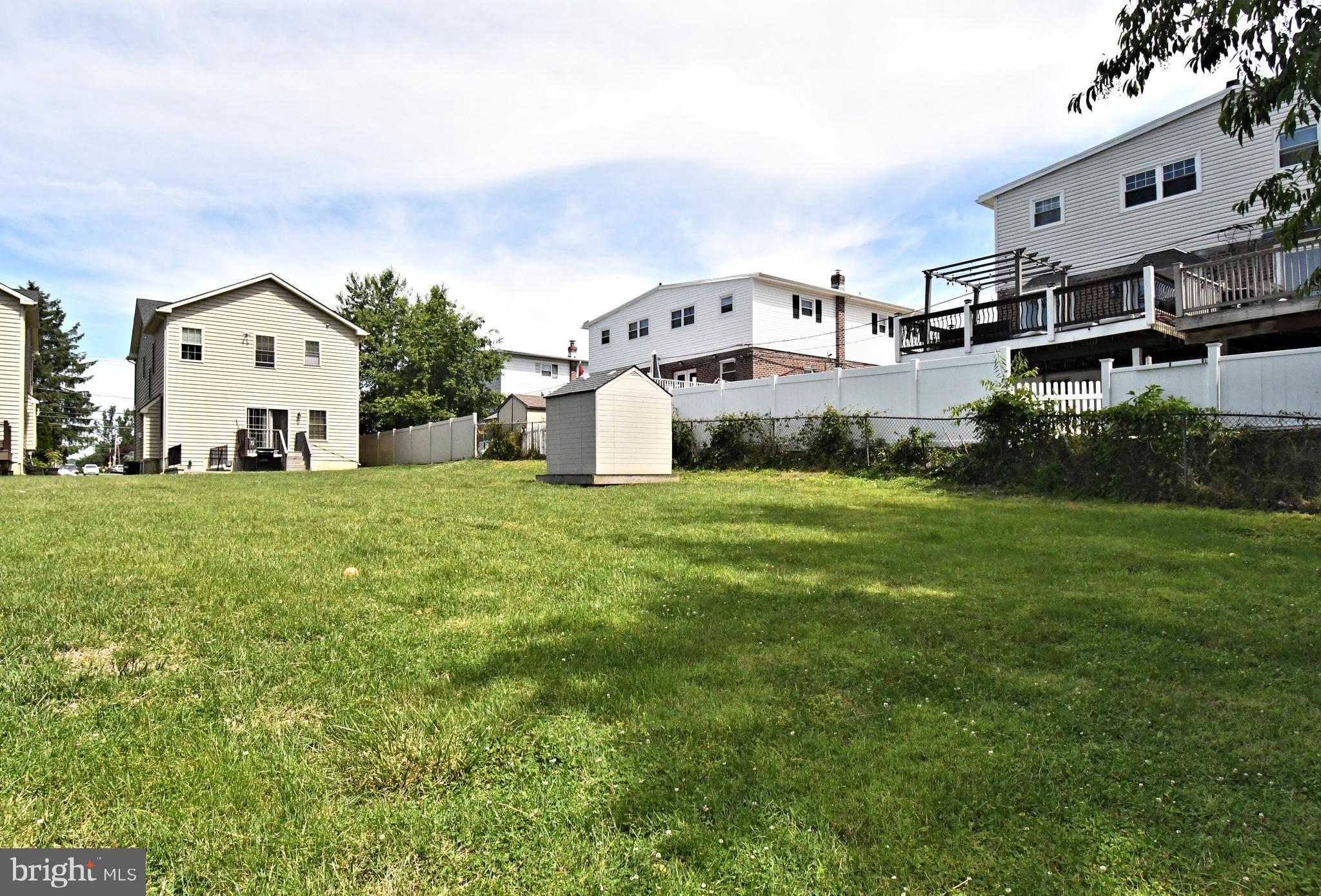 SOMERTON - Residential
